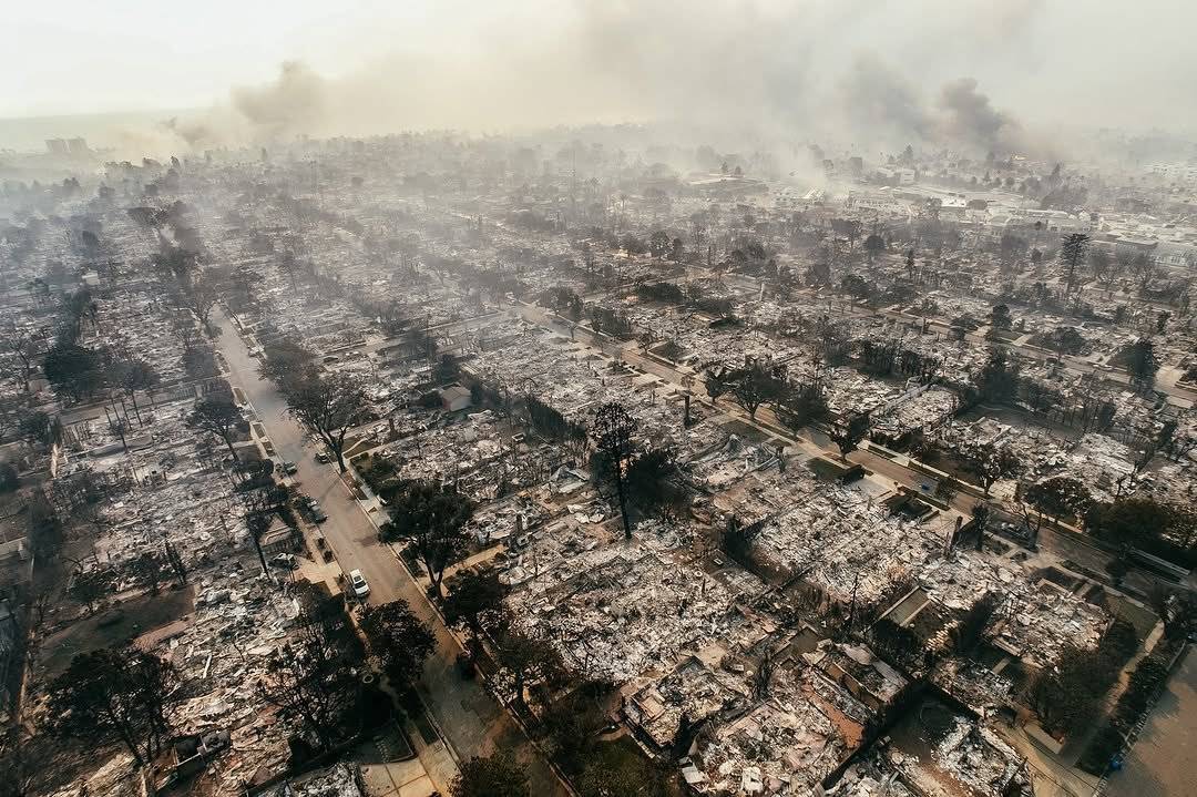 Tesla Cybertruck Cybertruck burned down in LA wildfires IMG_3693