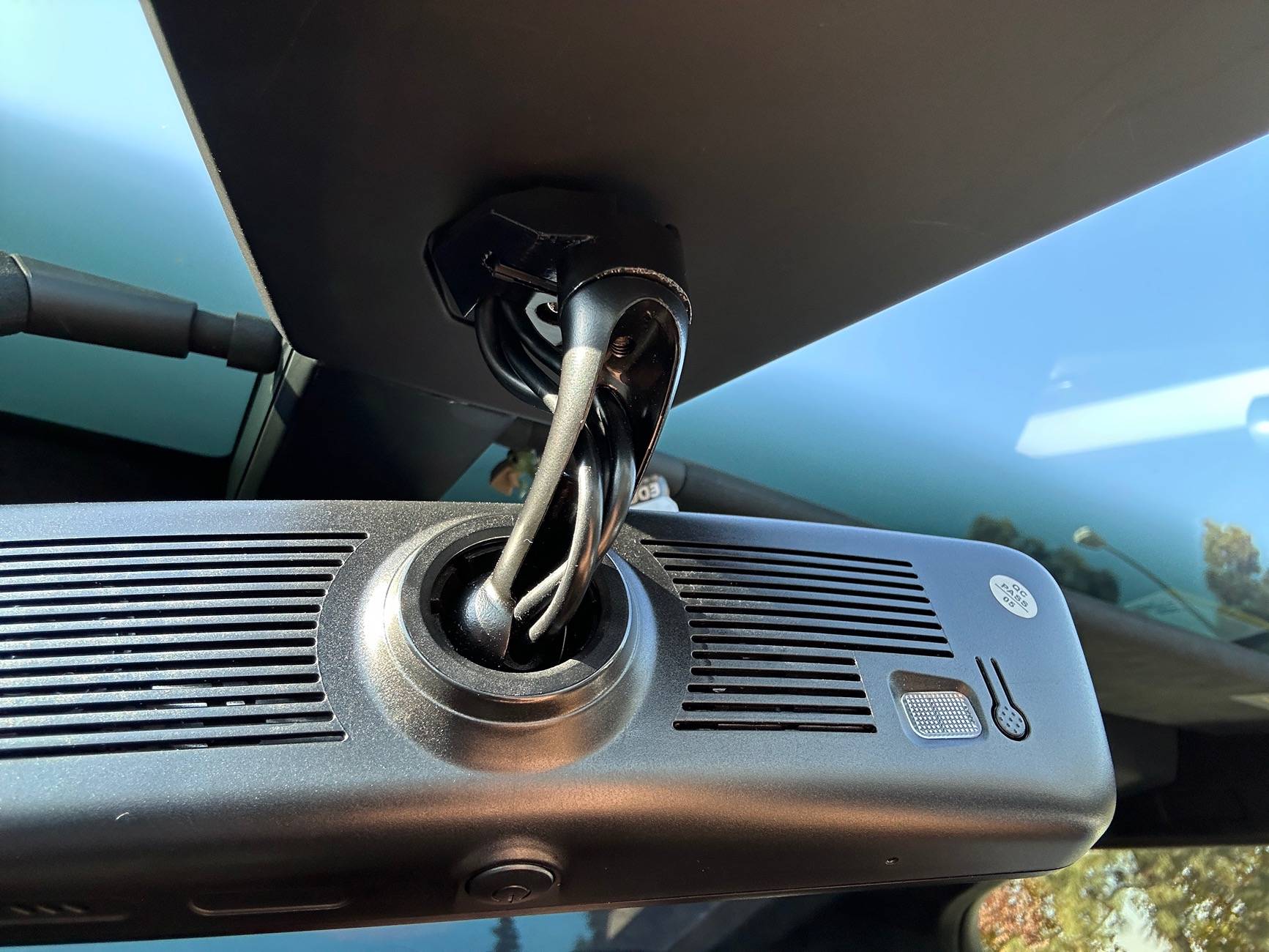 Tesla Cybertruck Video rearview mirror installed, with camera mounted on roof top! IMG_5851