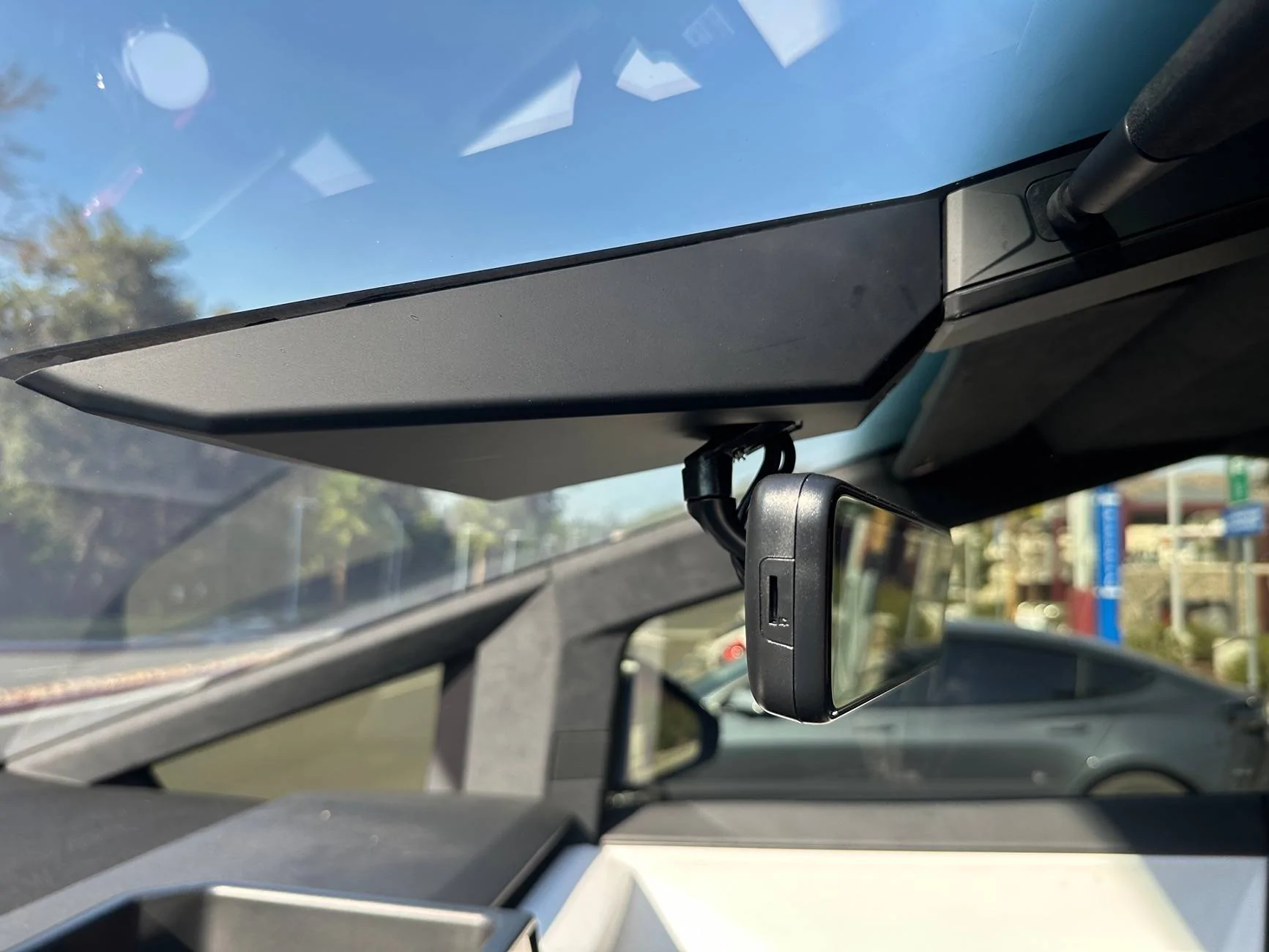 Tesla Cybertruck Video rearview mirror installed, with camera mounted on roof top! IMG_5859