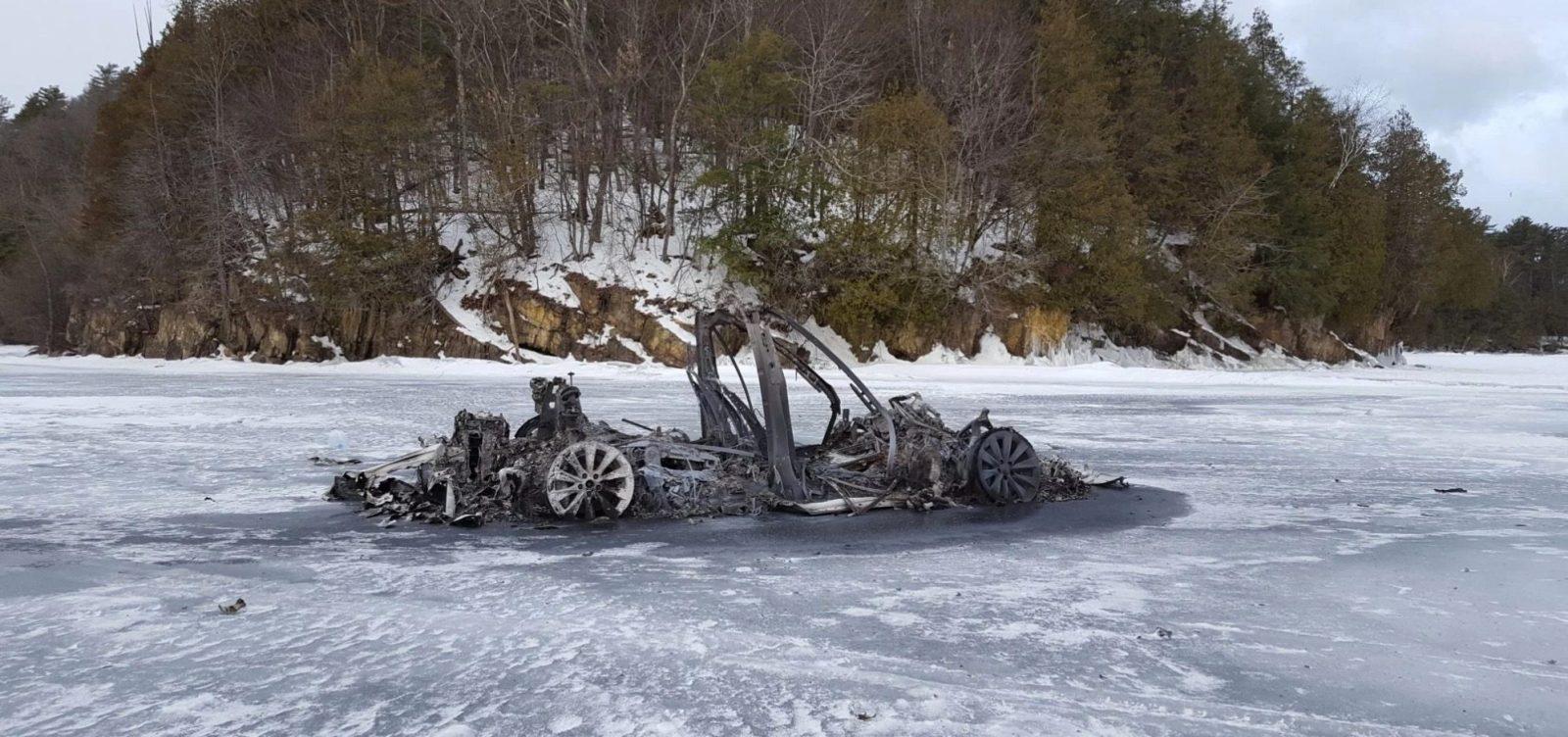 Tesla Cybertruck Evil plan, math is flawless Tesla-Model-X-fire-frozen-lake