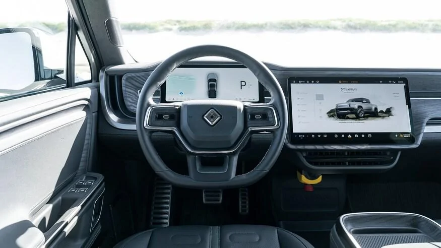 Tesla Cybertruck MotoTrend: The 2022 Rivian R1T Is the Most Remarkable Pickup We’ve Ever Driven 2022-Rivian-R1T-12