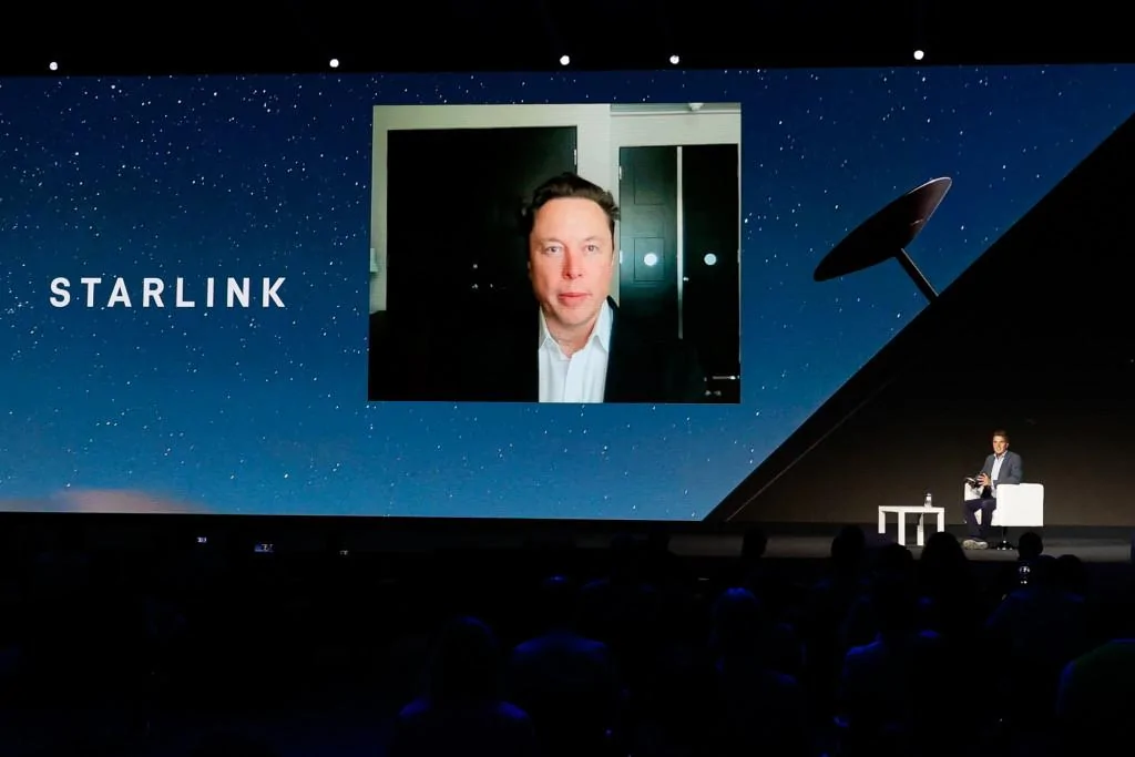 Tesla Cybertruck Amazon goes for jugular in FCC spat with Elon Musk over SpaceX internet plans amazon-blasts-elon-musk-spacex3