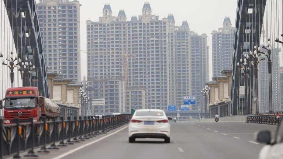 Tesla Cybertruck $TSLA - $1,000,000,000,000.00 Market Cap in 2022 2sqp9i5uoe_rtrmadp_0_china-evergrande-debt-project