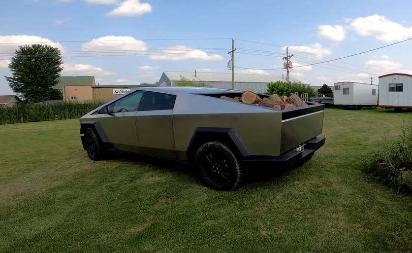 Tesla Cybertruck Cybertruck Truck Bed Cargo & Pet Liner by Teslaunch 03