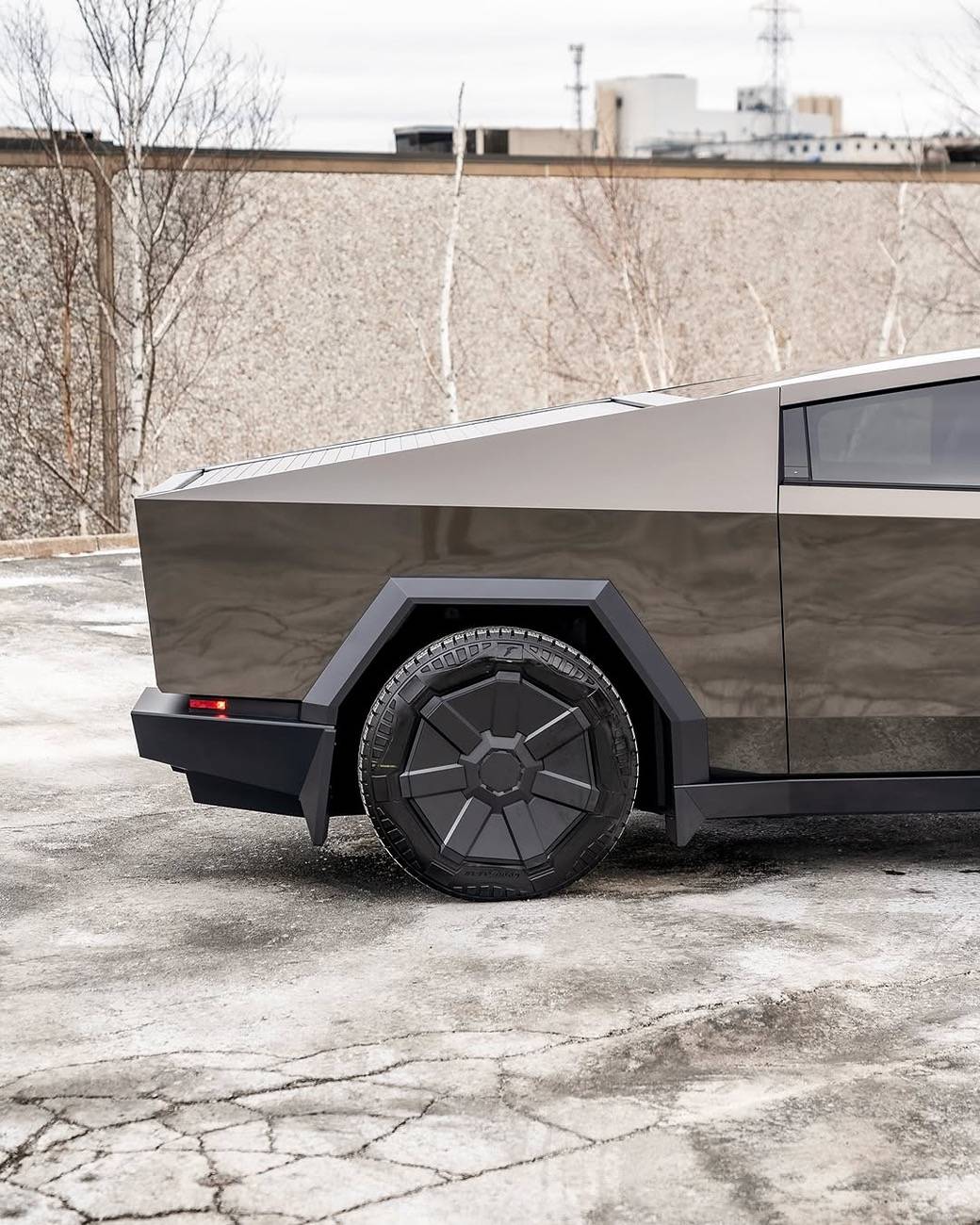 Tesla Cybertruck Pure PPF Platinum Cybertruck wrapped by Eastern Legends Snapinsta.app_472985795_18442797055073201_8133266496776928484_n_1080