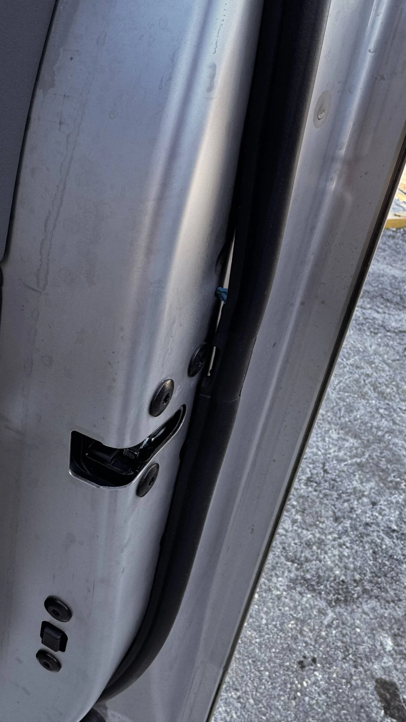Tesla Cybertruck Weather stripping passenger door not connected IMG_7657