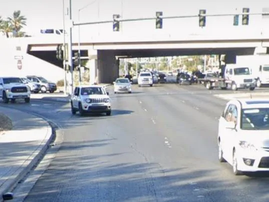 Tesla Cybertruck FSD Fail 💀 Almost Died SmartSelect_20250117_122819_Maps