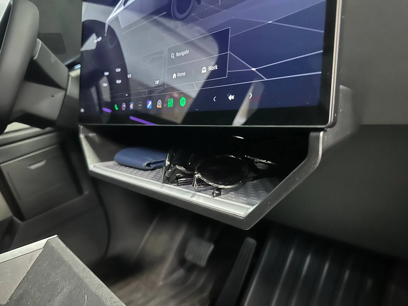 Tesla Cybertruck Under screen storage IMG_7719