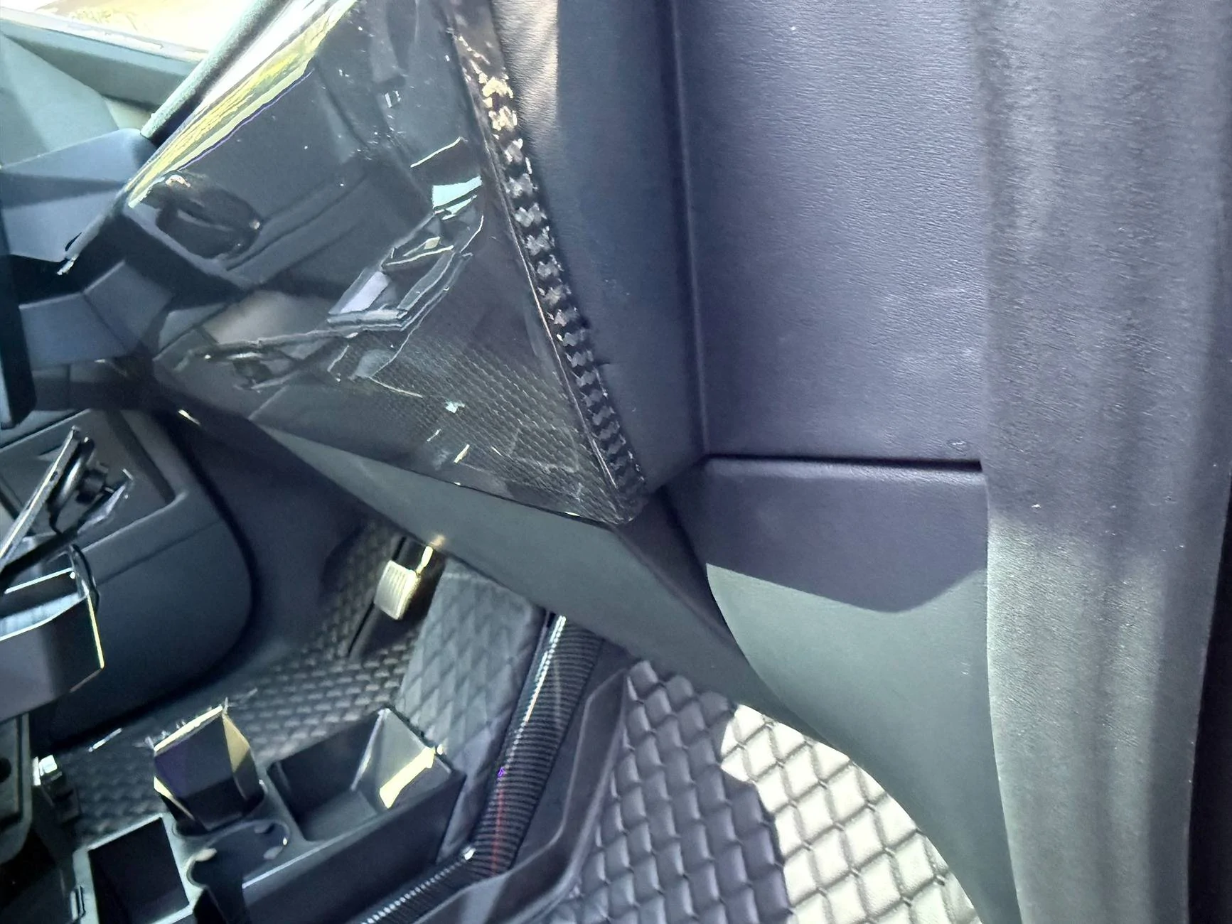 Tesla Cybertruck Carbon Fiber Dash Review and Closeups IMG_3949