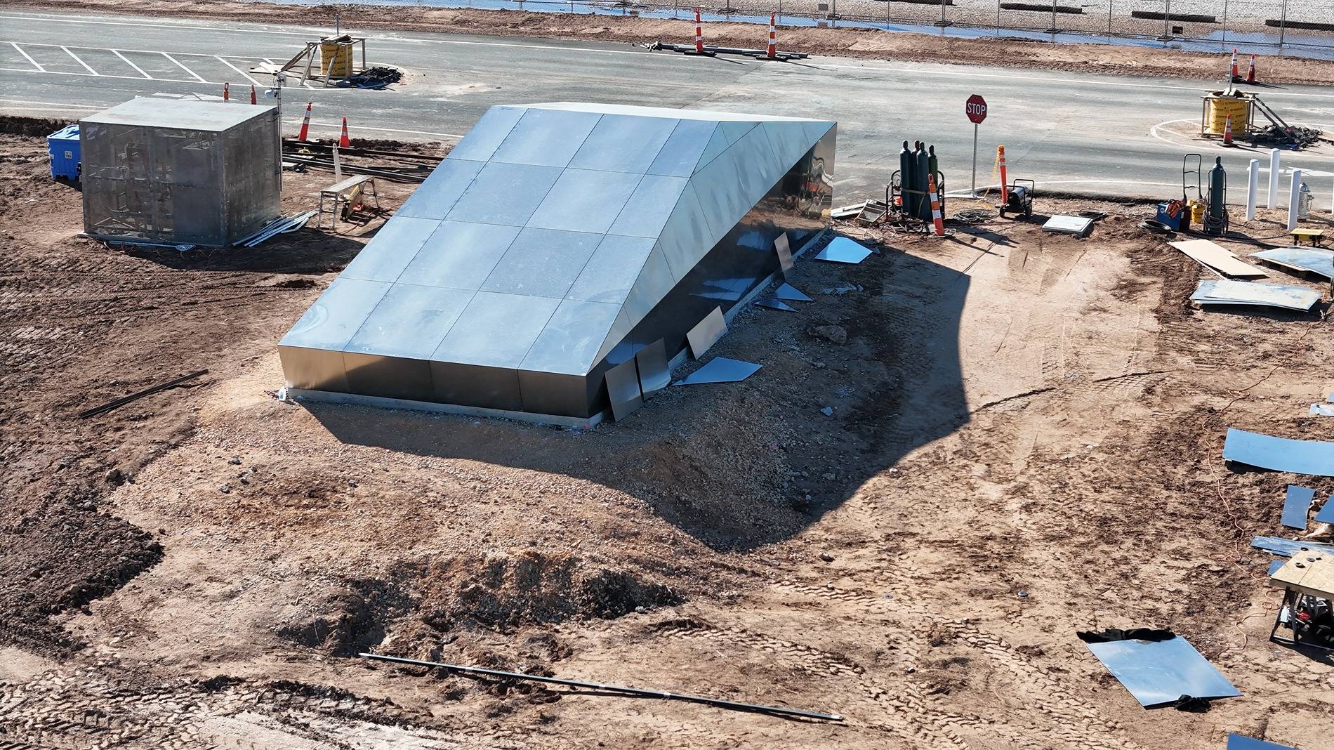 Tesla Cybertruck Birthing Tunnel (Cybertunnel) at Giga Texas gets steel exoskeleton GhsJI9nWoAAmPV3