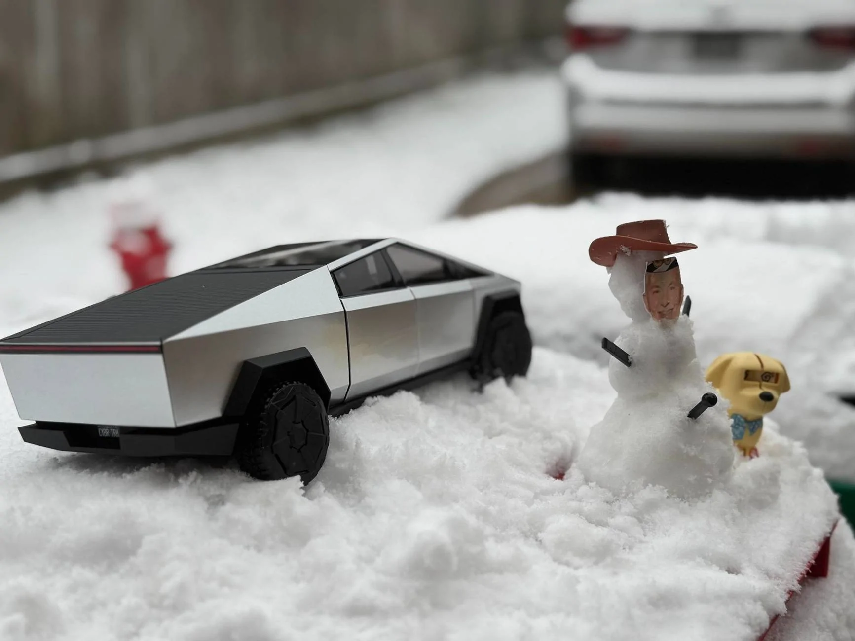 Tesla Cybertruck FS Beast Owners >6 months: would you do it again? CT and Snowman 01-21-25