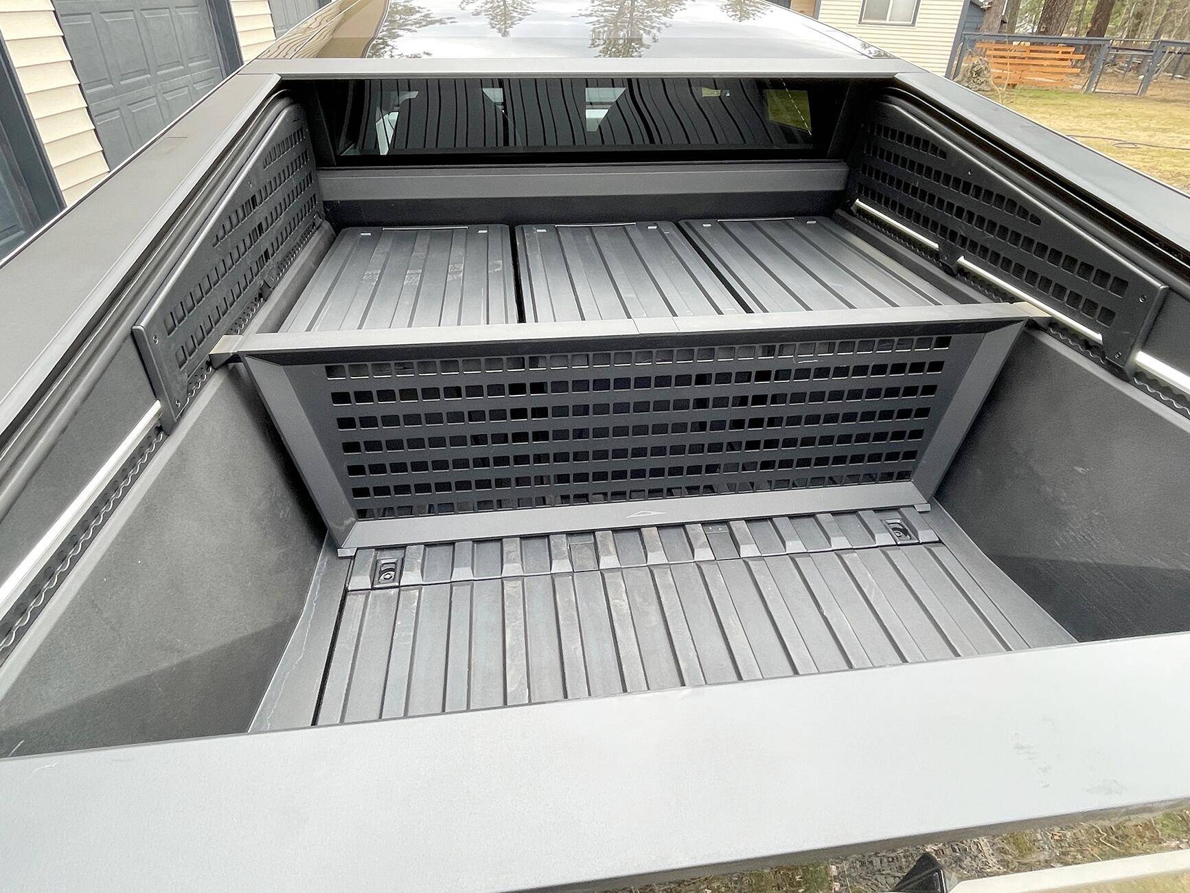 Tesla Cybertruck 3 Most Used and Underused Mods on your Cybertruck? 1737665412349-dr