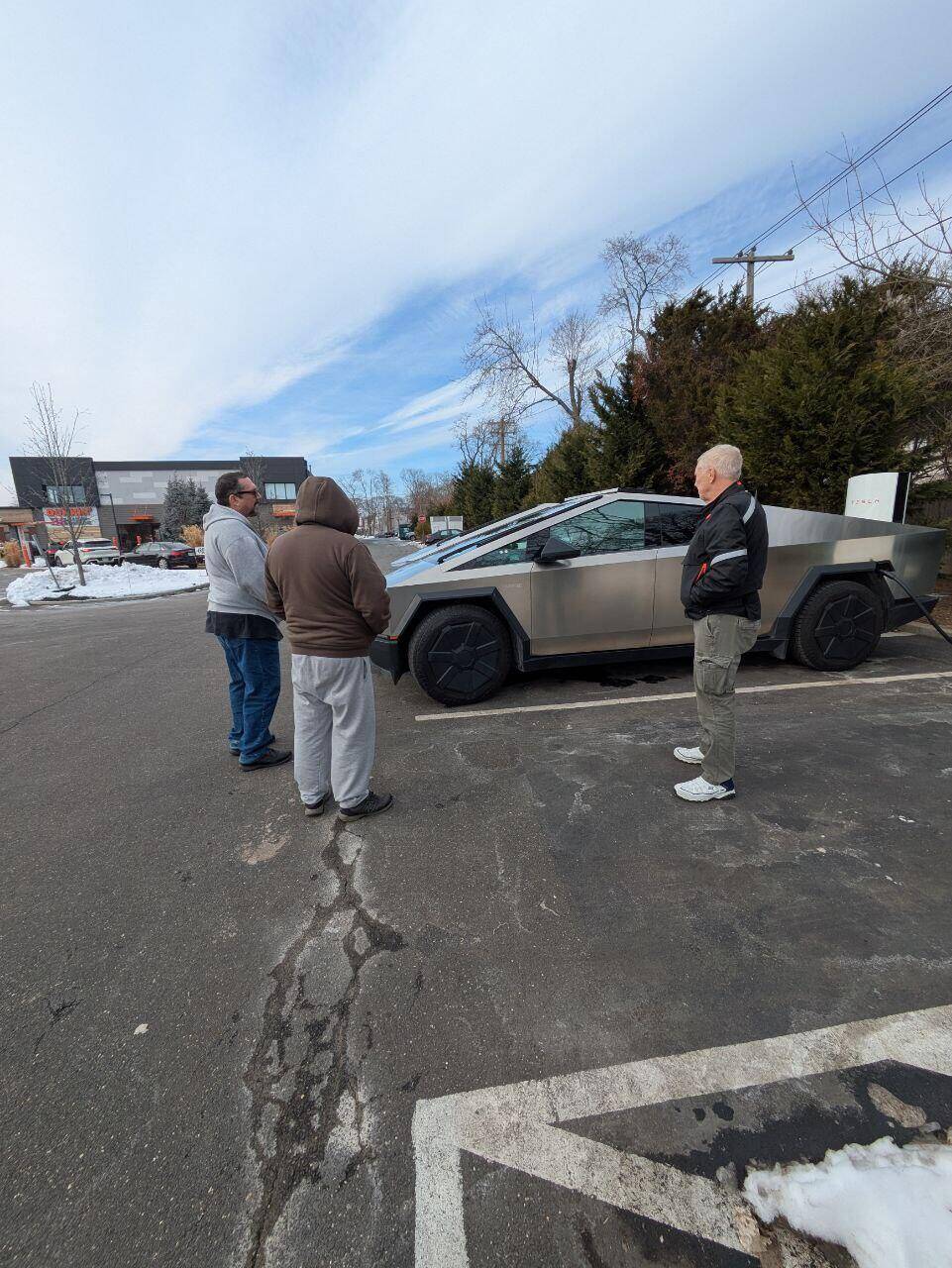 Tesla Cybertruck Long Island Meet Saturday 2/8/25 at 12:00pm 1737921286265-il