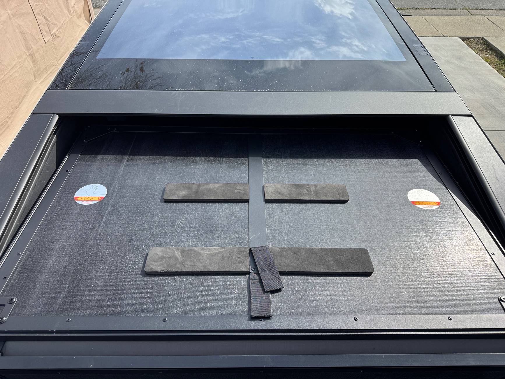 Tesla Cybertruck Cyber Tent Style - Using RTT mounted in truck bed IMG_3506.JPG