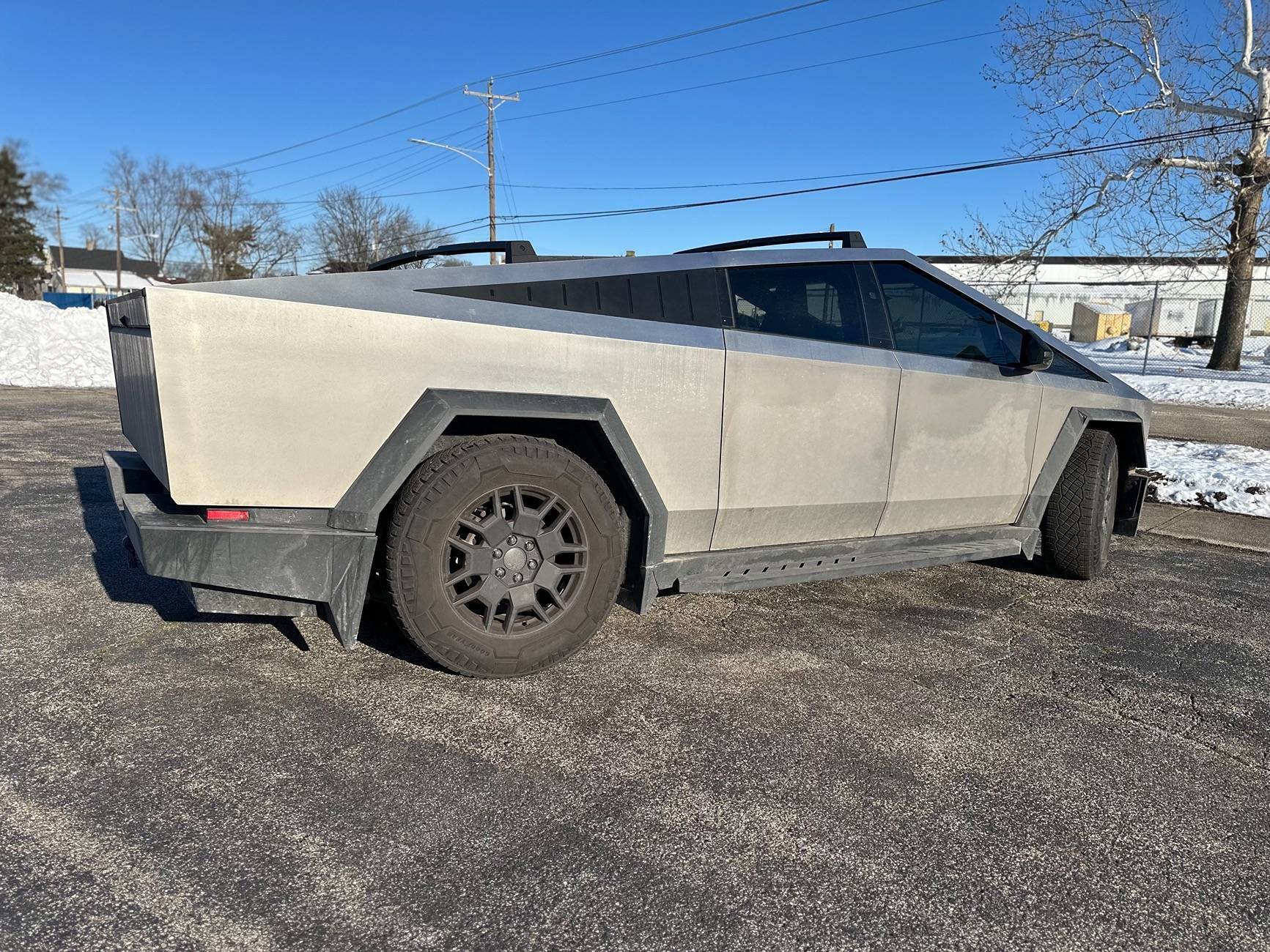 Tesla Cybertruck Cybersail (Nyxon) Installed 7E9F6037-189C-4122-8FB8-5C0B4F0F453D