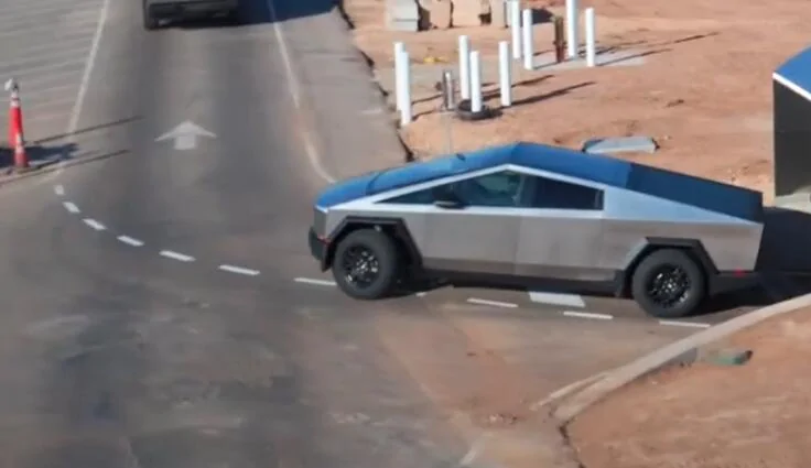Tesla Cybertruck Tesla announces official opening of Cybertunnel at Giga Texas 1738119196526-71