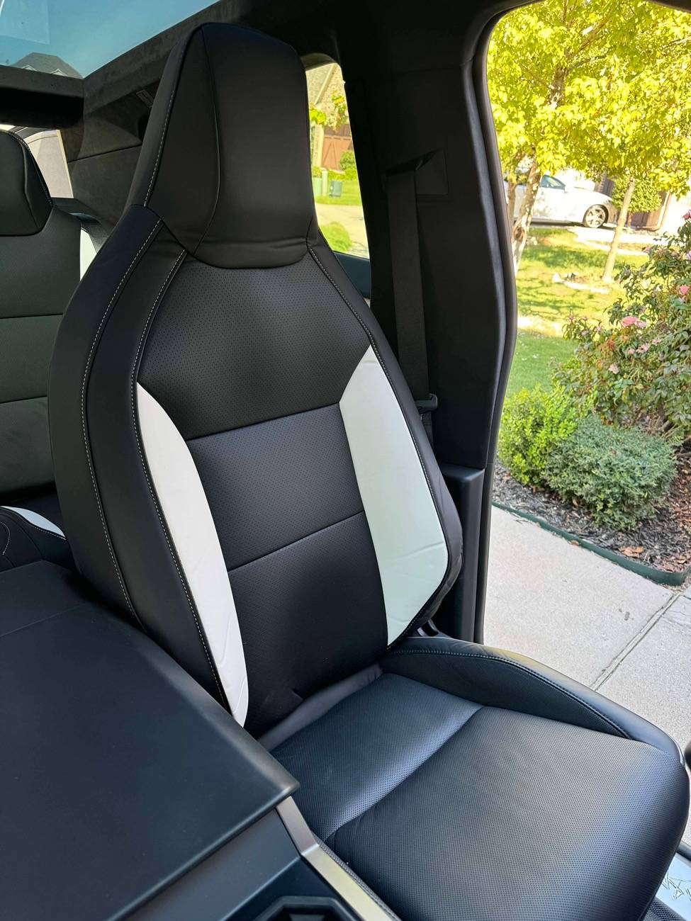 Tesla Cybertruck Seat Cover Question IMG_8160