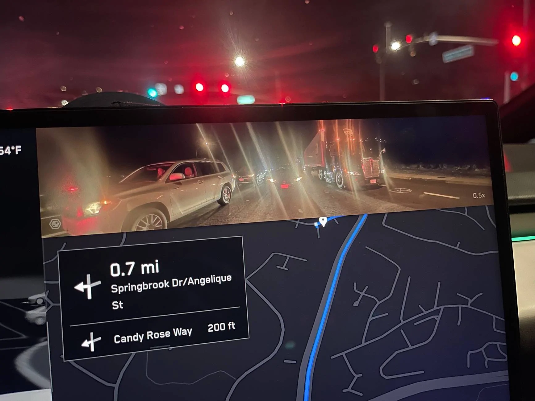 Tesla Cybertruck Rearview camera zoom feature! IMG_8865