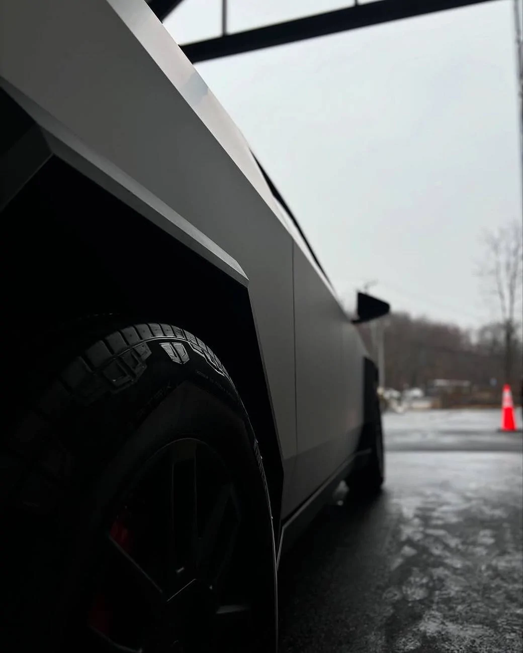 Tesla Cybertruck (PURE PPF) Satin Balloon White Cybertruck wrapped by SJ Shop CT Snapinst.app_475738555_18130852213404018_4370122253528678455_n_1080