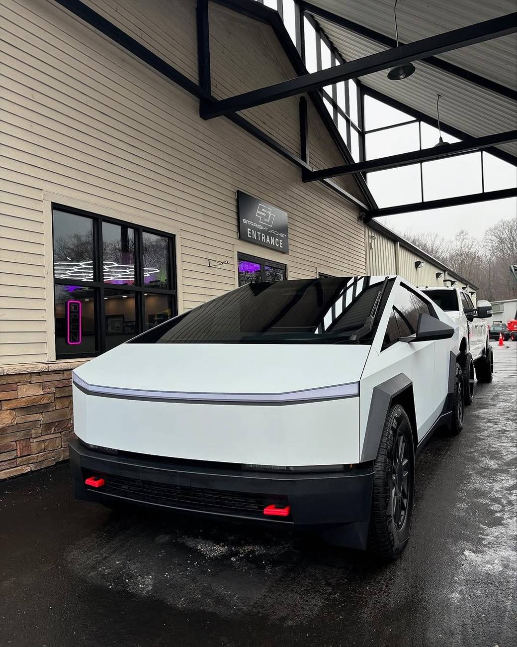 Tesla Cybertruck (PURE PPF) Satin Balloon White Cybertruck wrapped by SJ Shop CT Snapinst.app_475889375_18130852129404018_1120407984283009211_n_1080