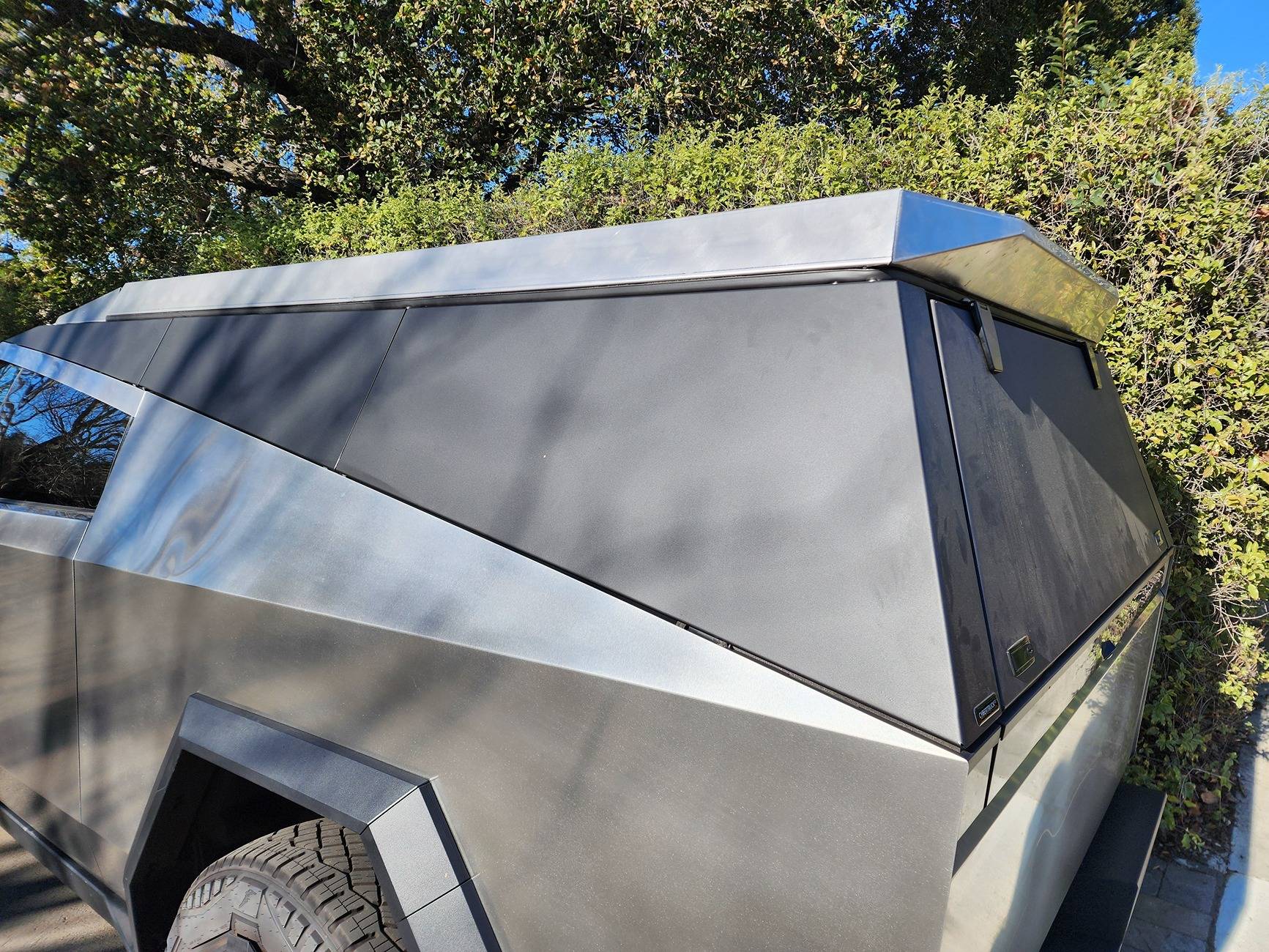 Tesla Cybertruck CYBERTRUCKco Camper build (mini-review) 20250127_101316