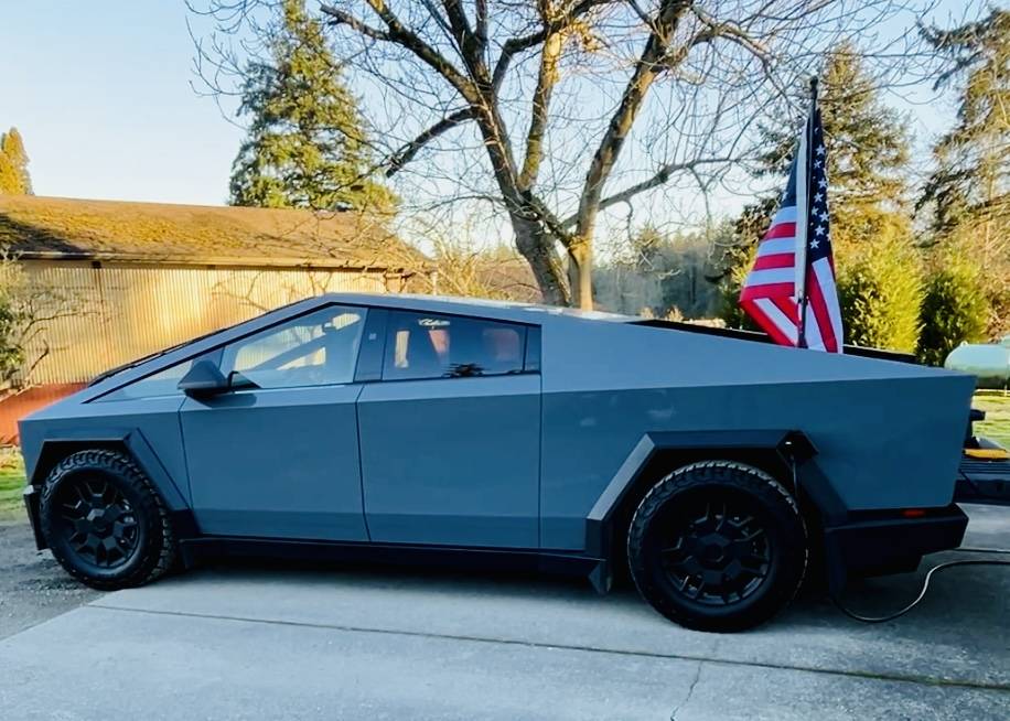 Tesla Cybertruck Hater gallery thread ? :) IMG_3205
