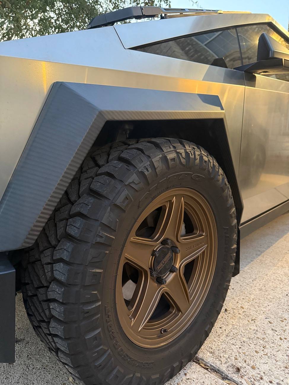 Tesla Cybertruck Unplugged Performance fender flares installed [photos & video added] IMG_0487
