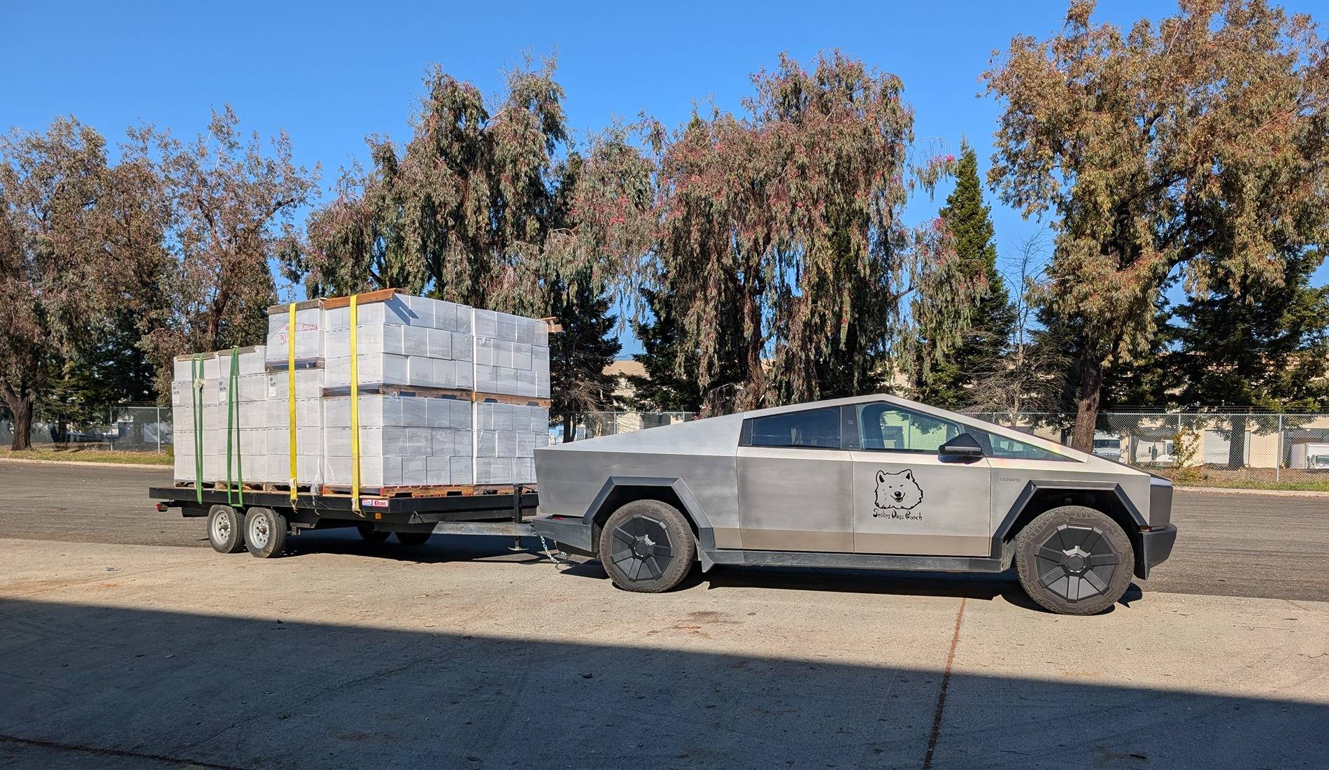 Tesla Cybertruck Daily random Cybertruck photos thread - Post Yours! 📸 🤳 PXL_20250128_195354064
