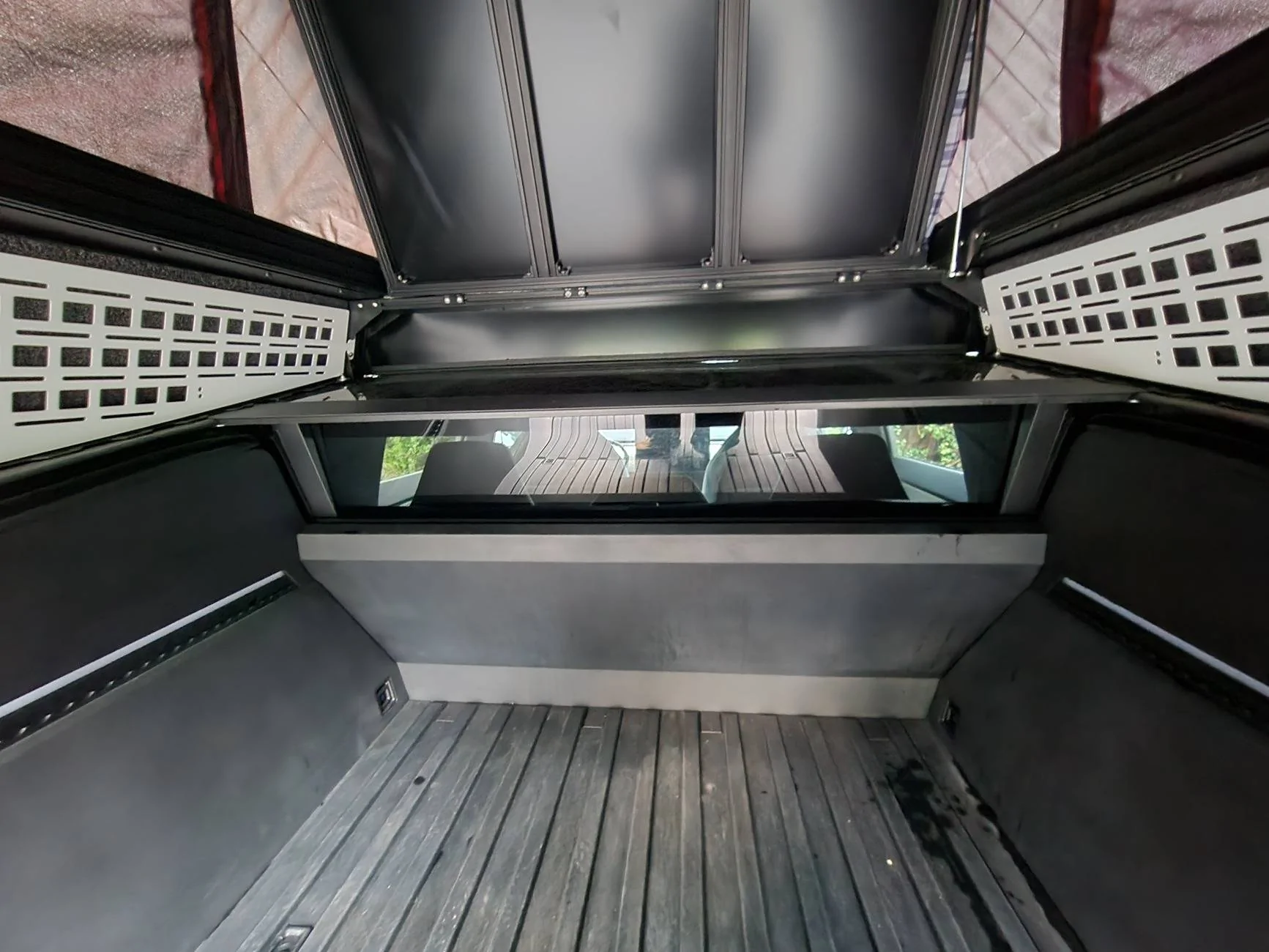 Tesla Cybertruck CYBERTRUCKco Camper build (mini-review) 20250207_170721