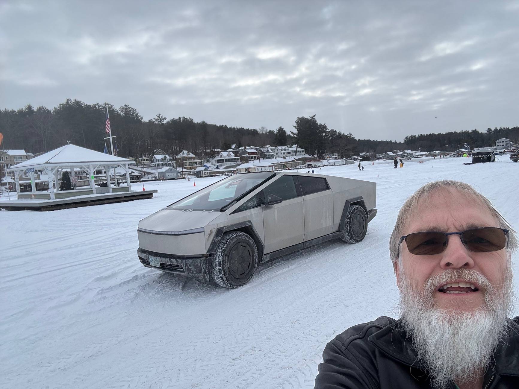 Tesla Cybertruck Daily random Cybertruck photos thread - Post Yours! 📸 🤳 IMG_0691