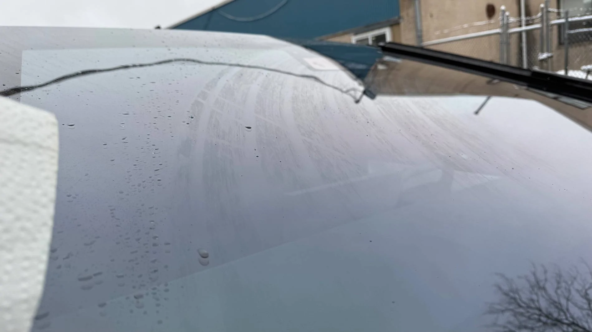 Tesla Cybertruck Windshield wiper/fluid not covering or cleaning evenly IMG_2338