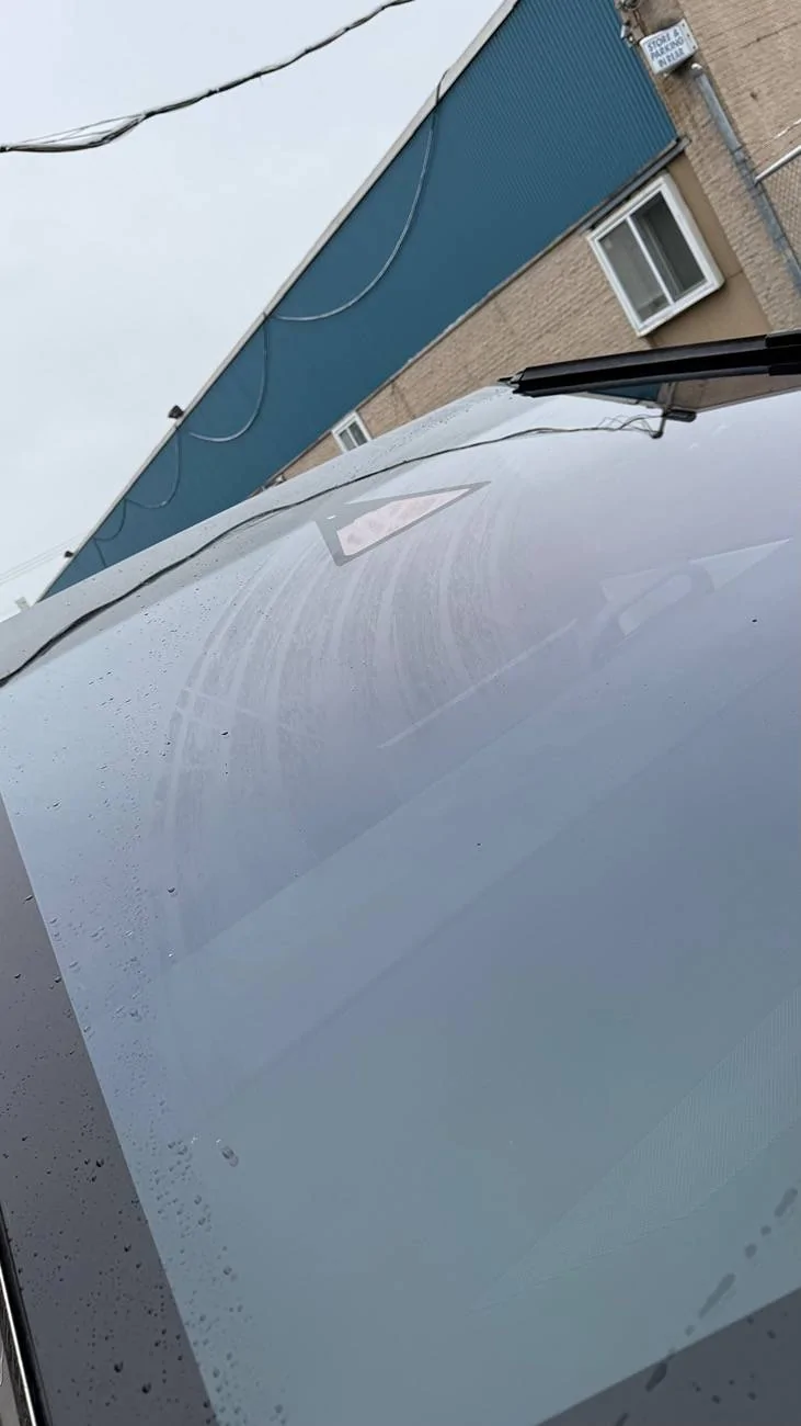 Tesla Cybertruck Windshield wiper/fluid not covering or cleaning evenly IMG_2337