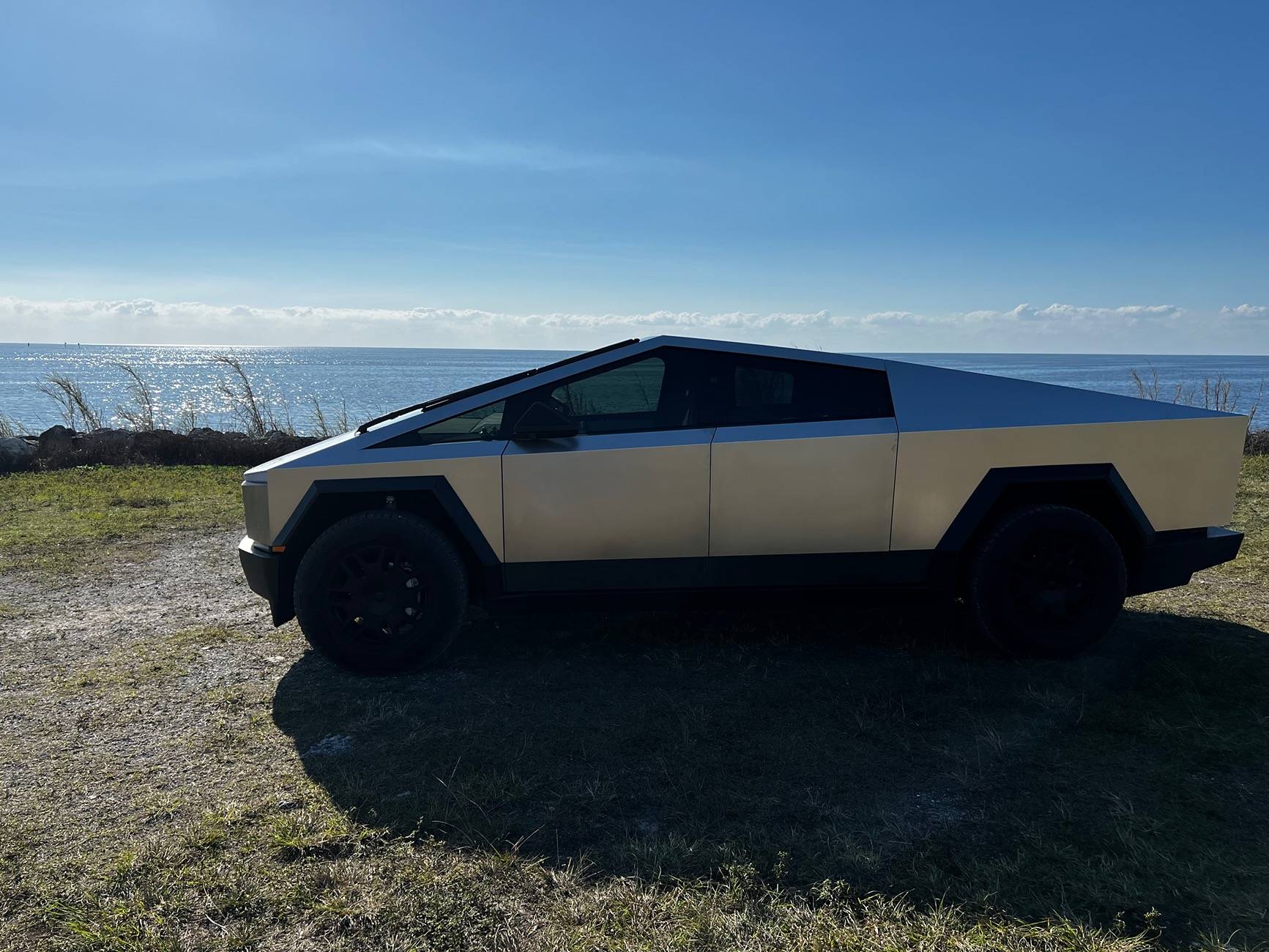 Tesla Cybertruck Daily random Cybertruck photos thread - Post Yours! 📸 🤳 IMG_9573