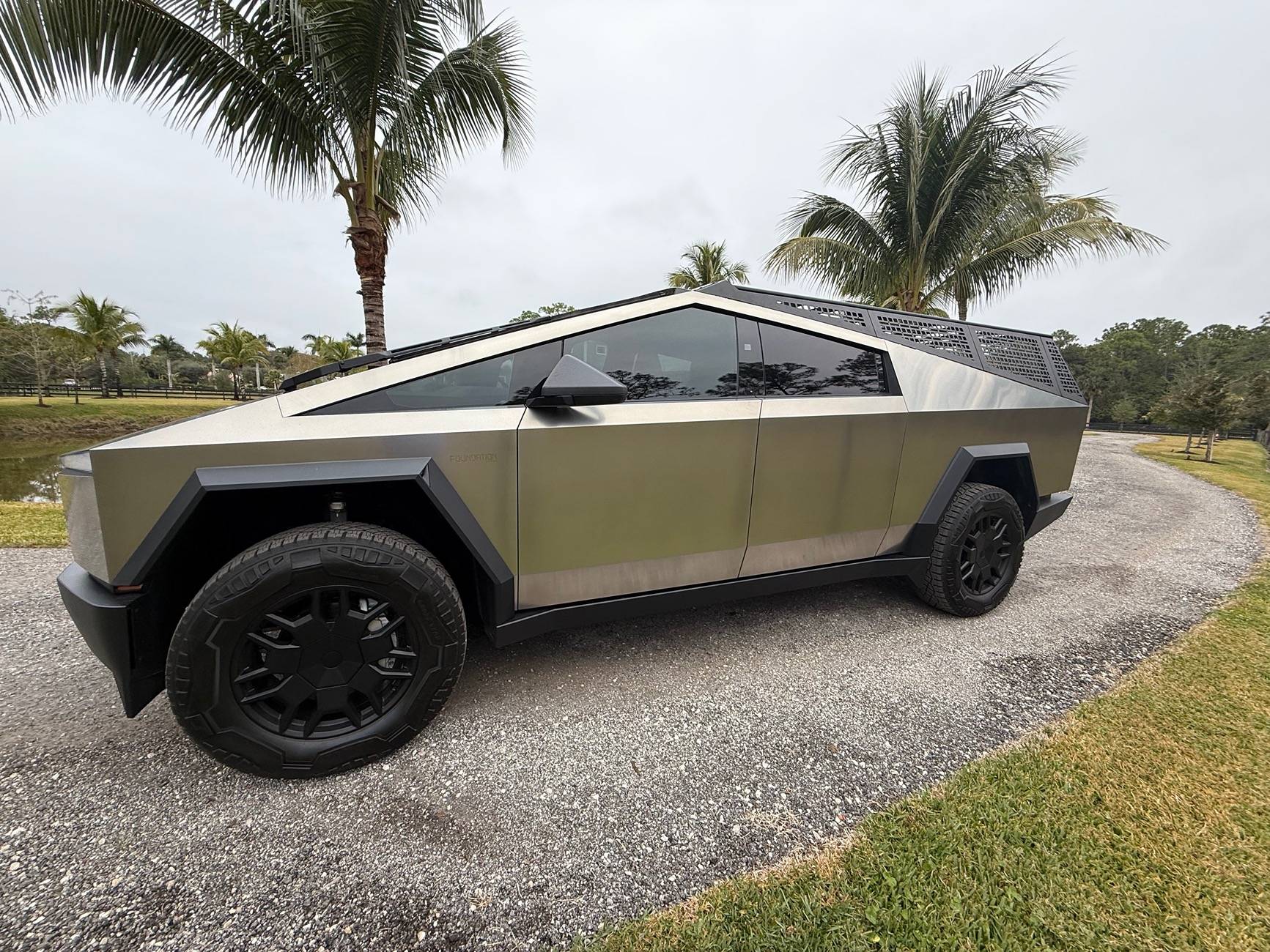 Tesla Cybertruck Urander Rack Mega Thread – Post Your Setup! IMG_2953