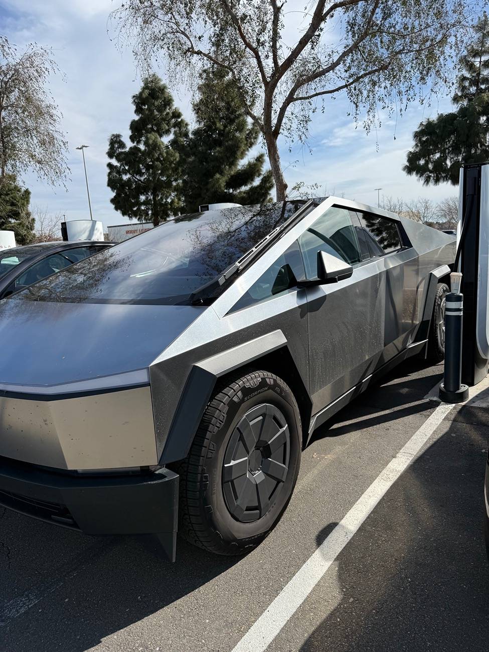 Tesla Cybertruck Daily random Cybertruck photos thread - Post Yours! 📸 🤳 IMG_3720