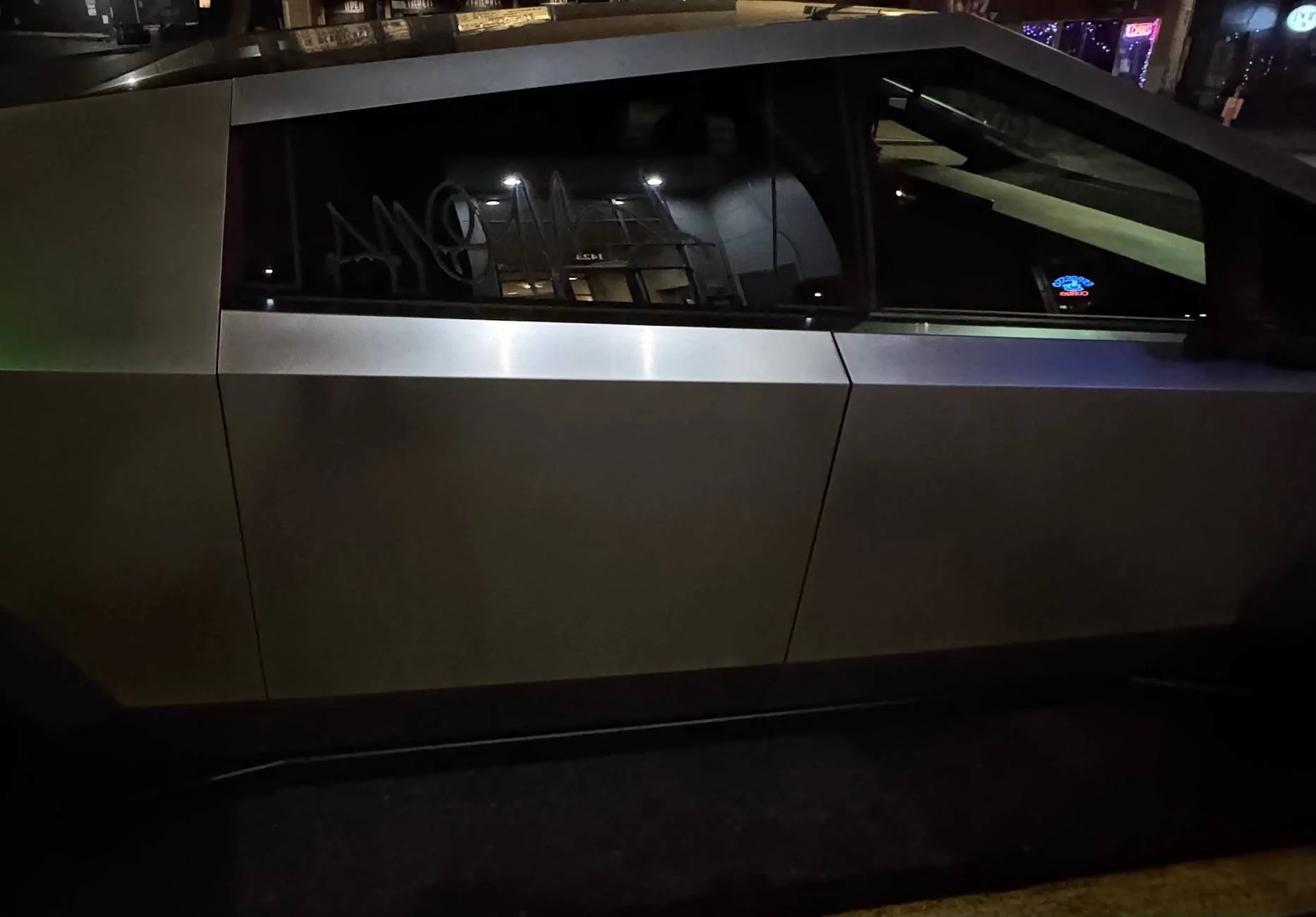 Tesla Cybertruck Removable spray paint for CT? IMG_1453