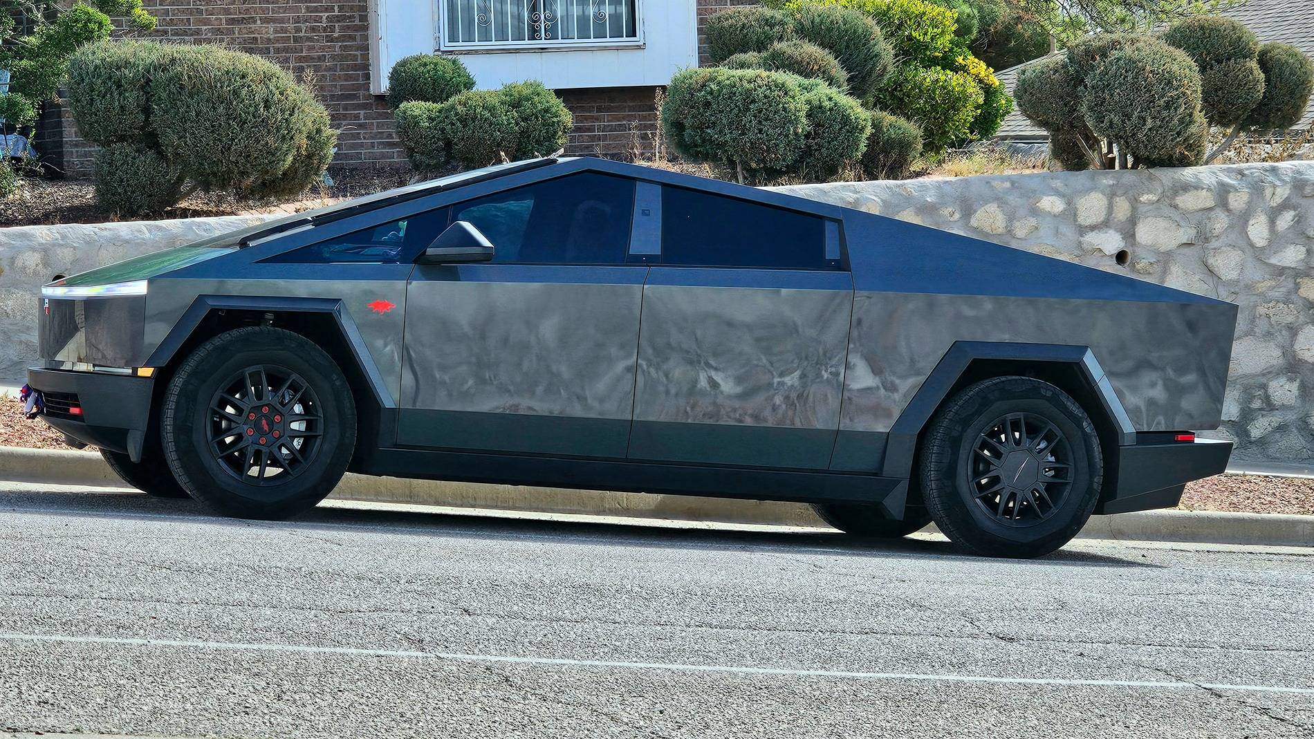 Tesla Cybertruck Daily random Cybertruck photos thread - Post Yours! 📸 🤳 20250213_102809