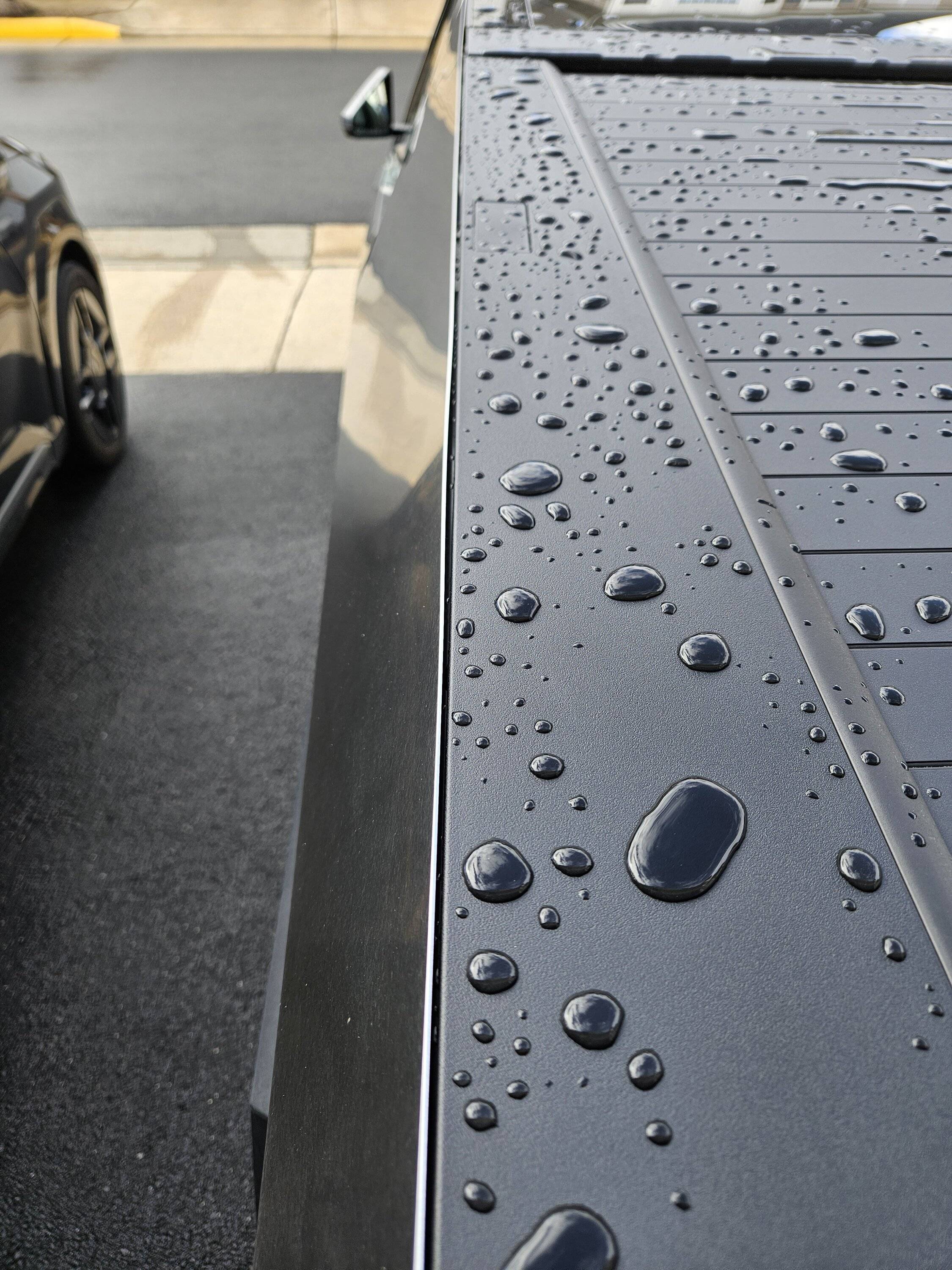 Tesla Cybertruck Panel gaps and trim imperfections. 20250216_140502