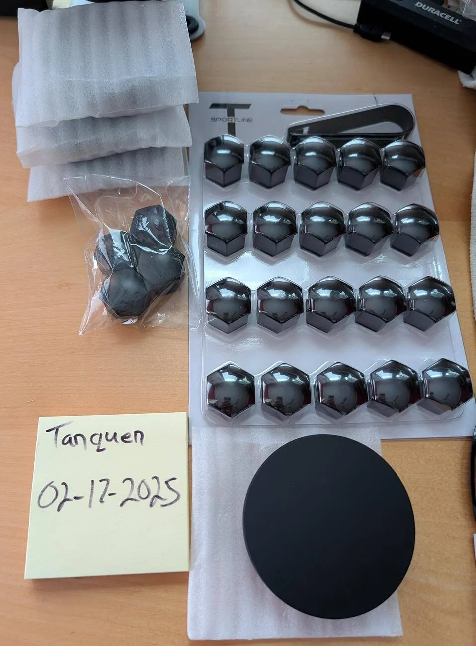 Tesla Cybertruck Sportline Wheel caps. One has some light scuffs, otherwise they look new-ish. 1739837301453-pu