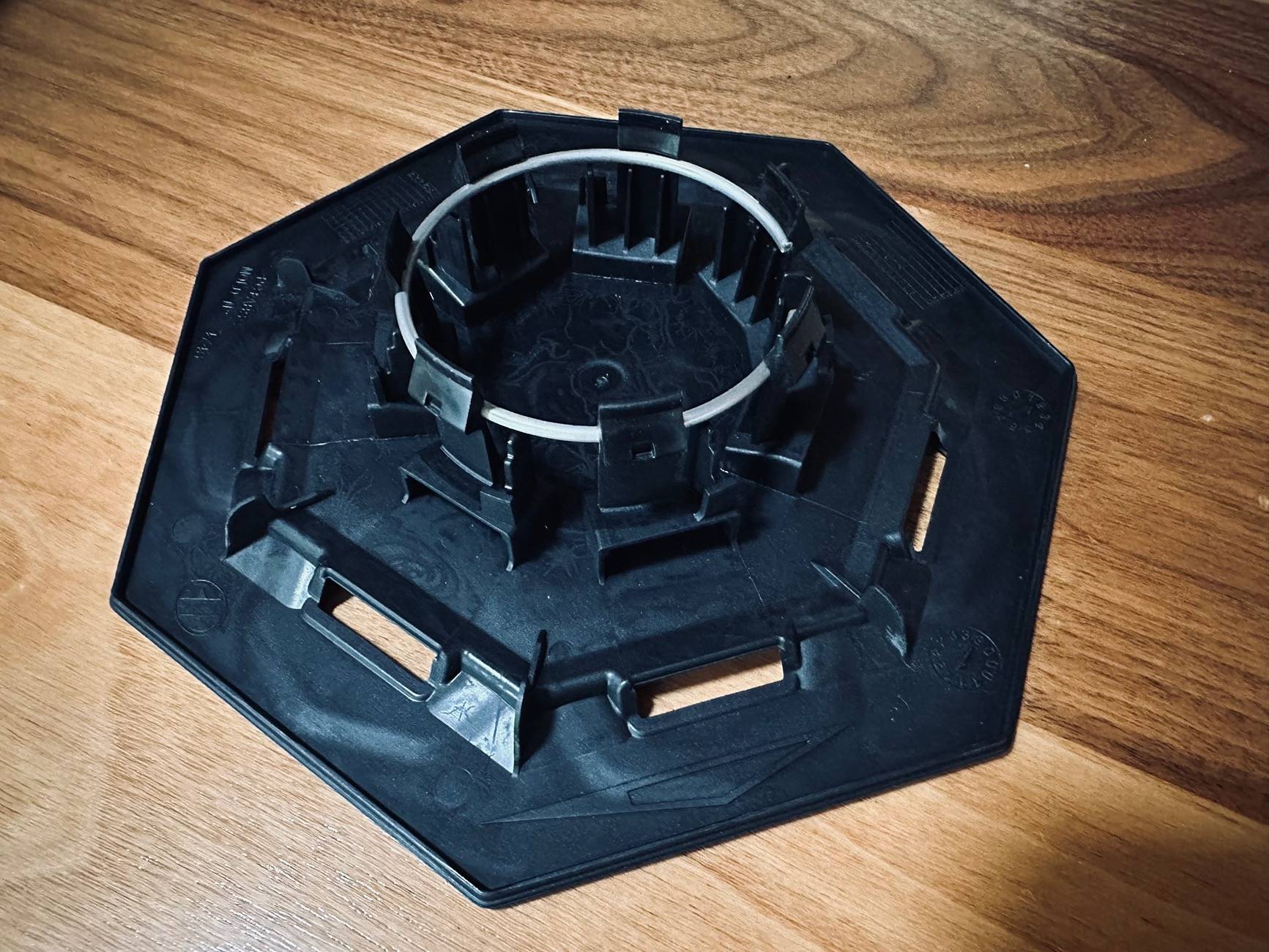Tesla Cybertruck Cybertruck Cyber Wheel Cap Kit received IMG_7298