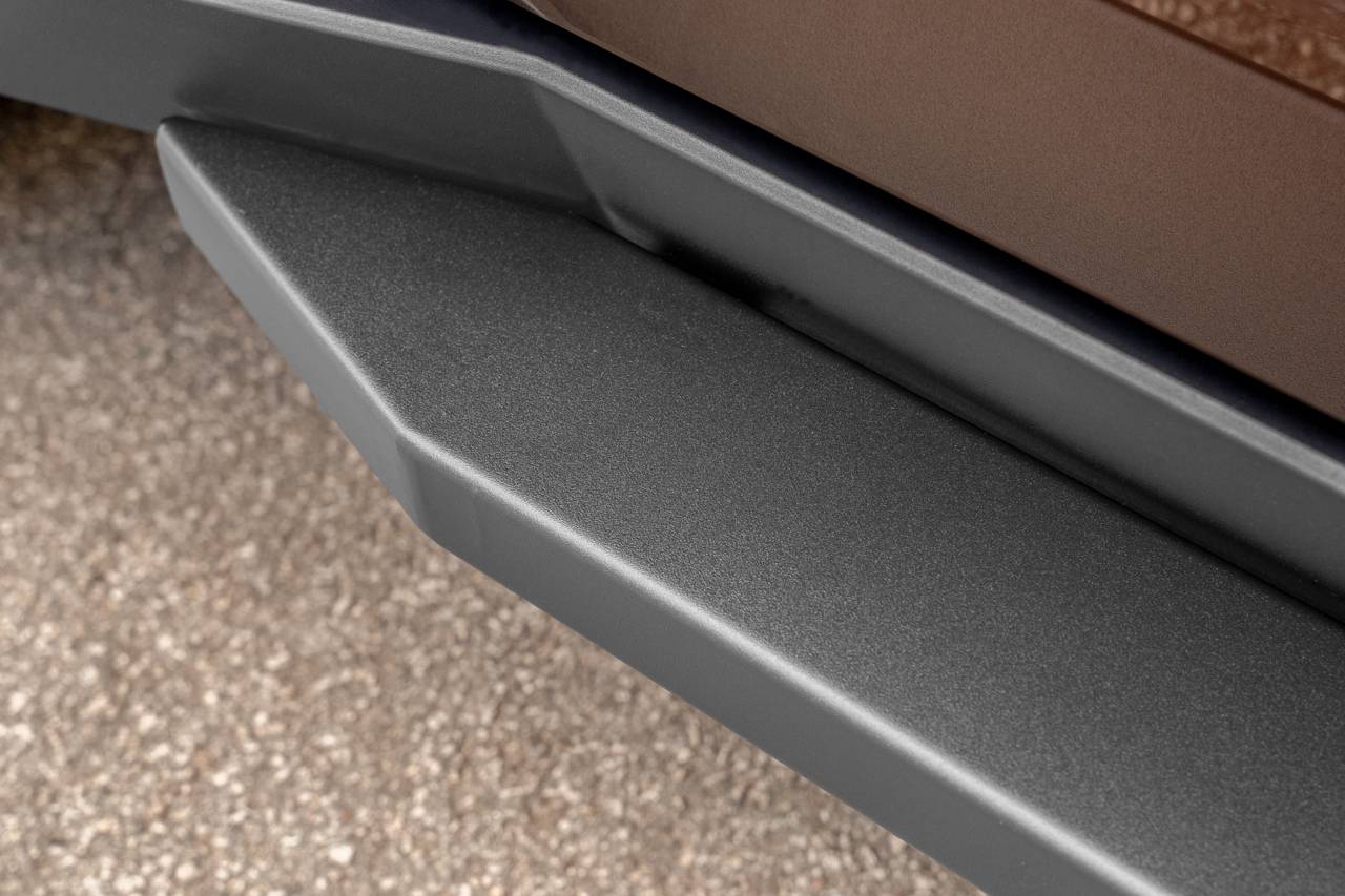 Tesla Cybertruck New AeroMaxx Running Boards for Cybertruck -- By T Sportline - Made in USA 01_CYB - Running Board No Pattern - Web-3