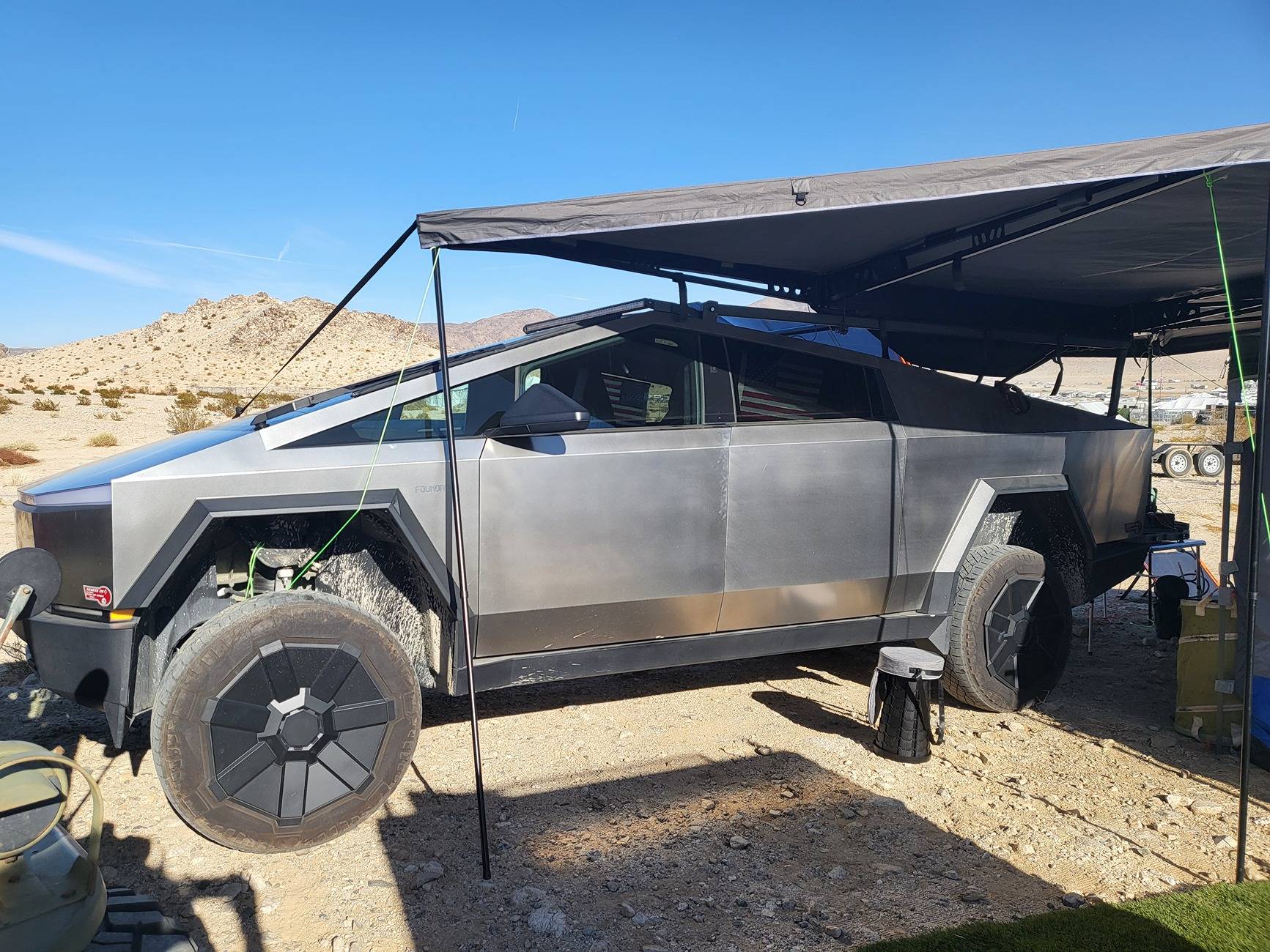Tesla Cybertruck 🦾 Cybertruck doing truck stuff!  Post your photos! truck canopy
