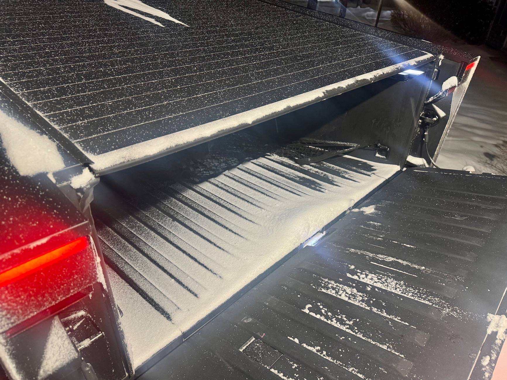 Tesla Cybertruck Tonneau cover gap issue fixed by Service Center under warranty IMG_5018