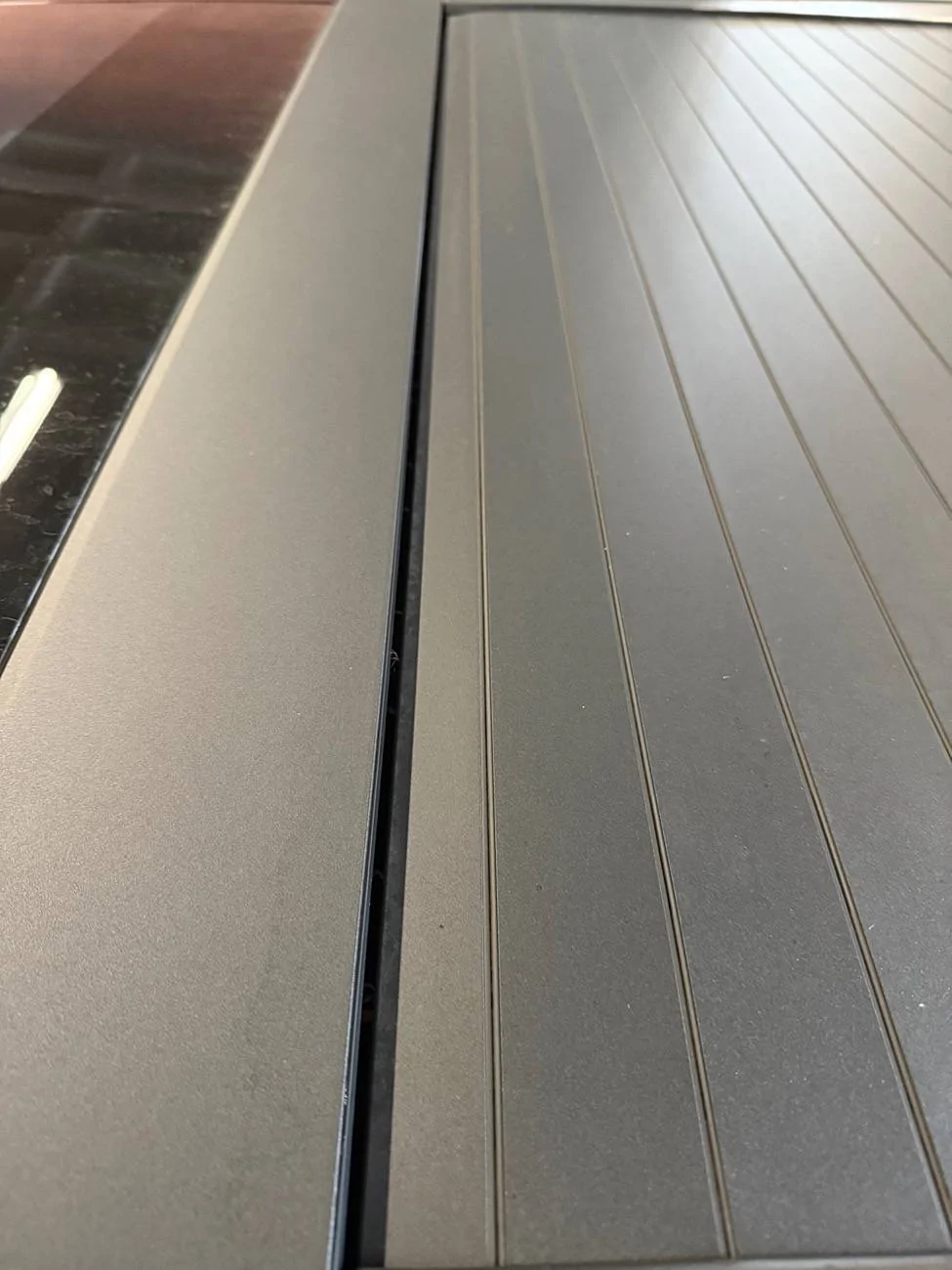 Tesla Cybertruck Tonneau cover gap issue fixed by Service Center under warranty IMG_4889