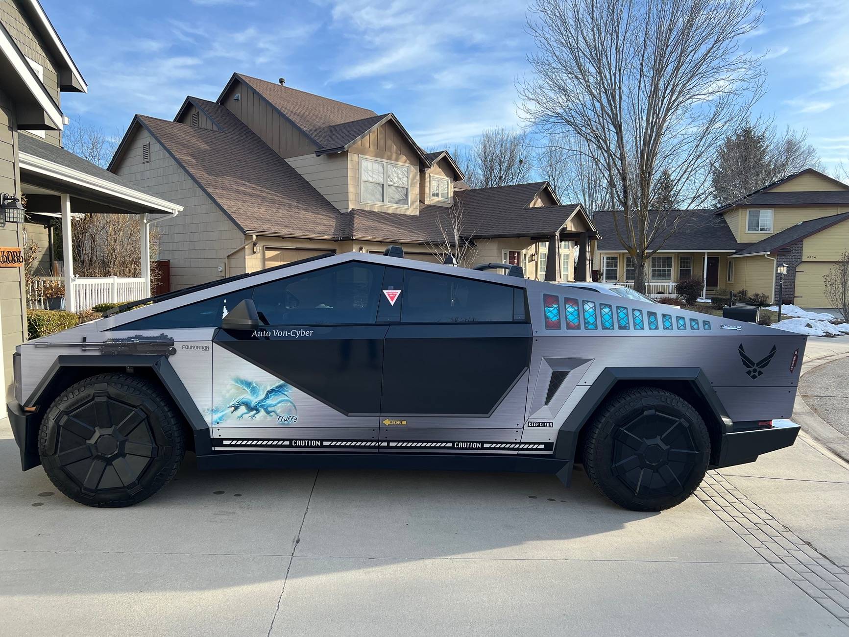 Tesla Cybertruck I added a few more details to Fluffy, including matching window tinting. IMG_3004