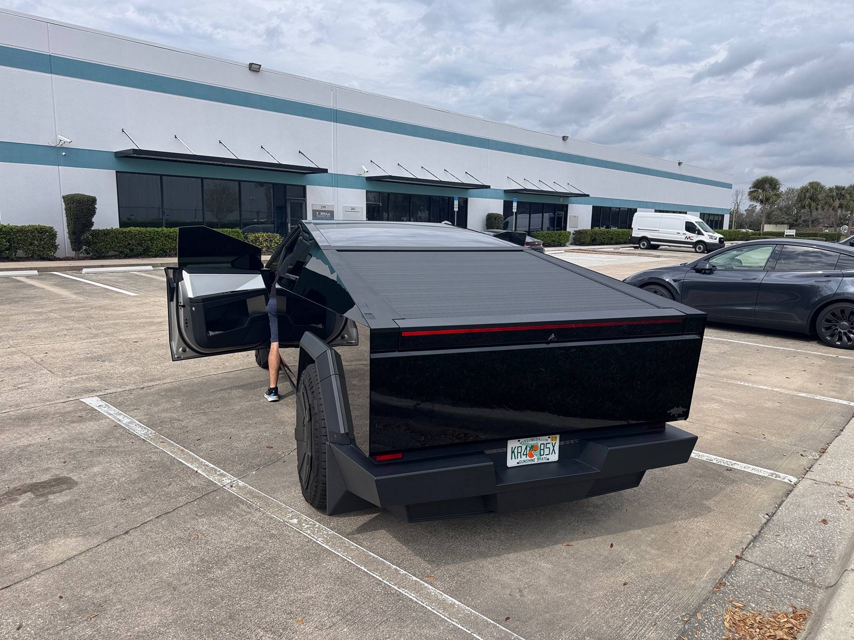 Tesla Cybertruck HIGH GLOSS PPF WRAP FROM SUPREME WRAPS!!! IMG_5511