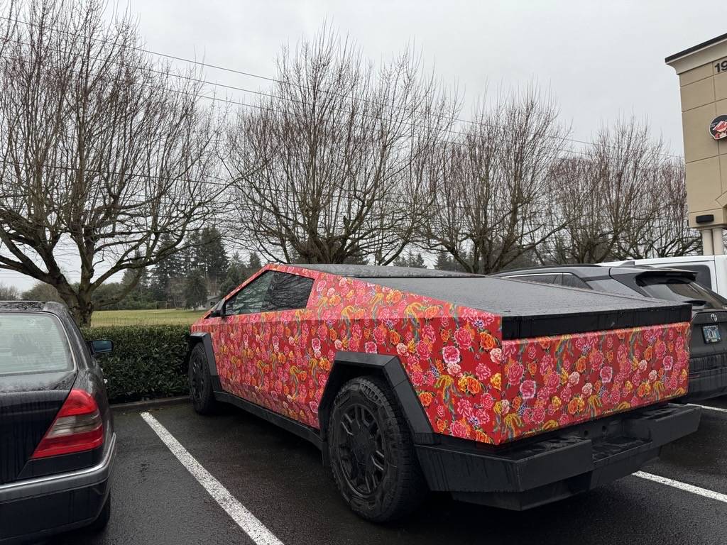 Tesla Cybertruck Flower Wrap tmp_8845fca6-bd04-4797-8246-00cc7a685397