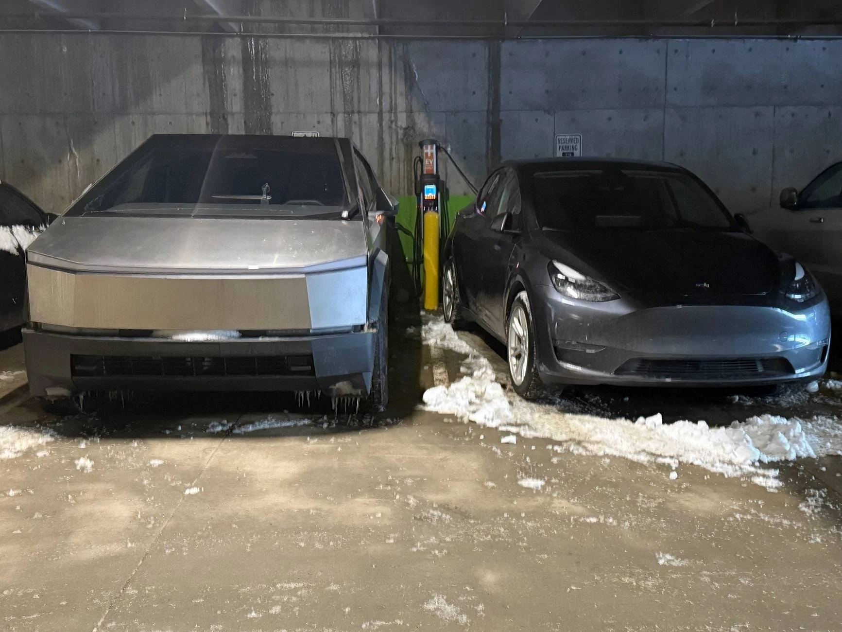 Tesla Cybertruck Public REACTIONS to Your Cybertruck (and Your Reaction)? [Admin Warning: NO POLITICS] IMG_2504