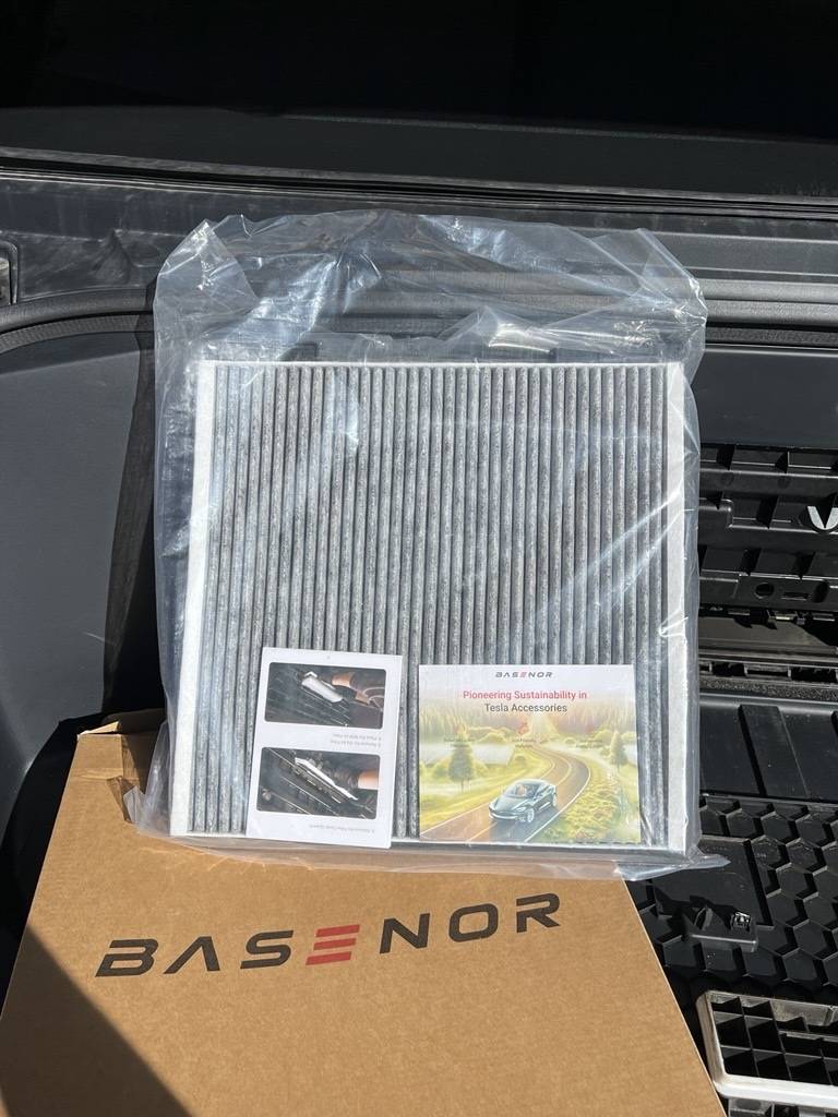 Tesla Cybertruck Basenor Activated Charcoal HEPA Filter for CT Review Image (9)