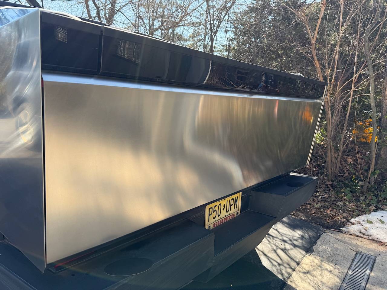 Tesla Cybertruck Are magnets rusting Cybertruck's stainless steel?  Six month check in cleaned tailgate magnets - 2